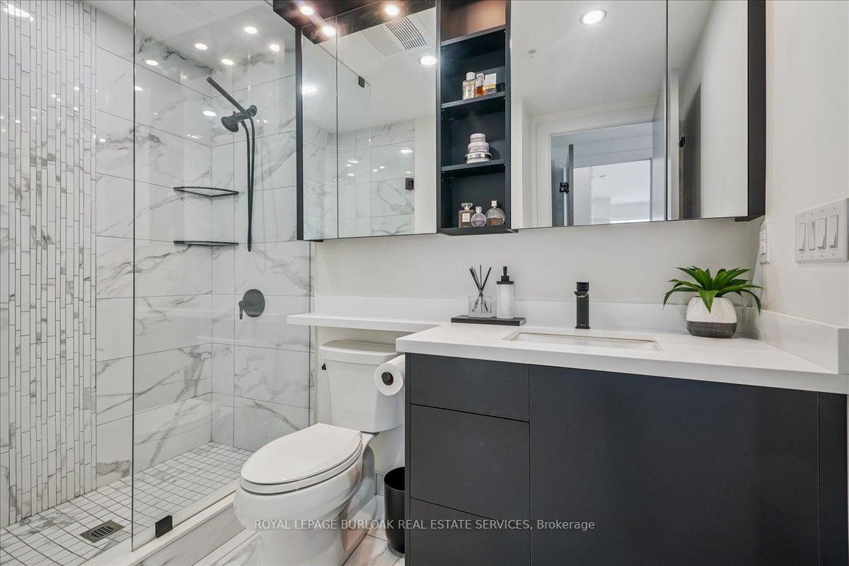 Photo 23 of Unit 806, 550 North Service Road, Grimsby, Grimsby Beach — HOMEH