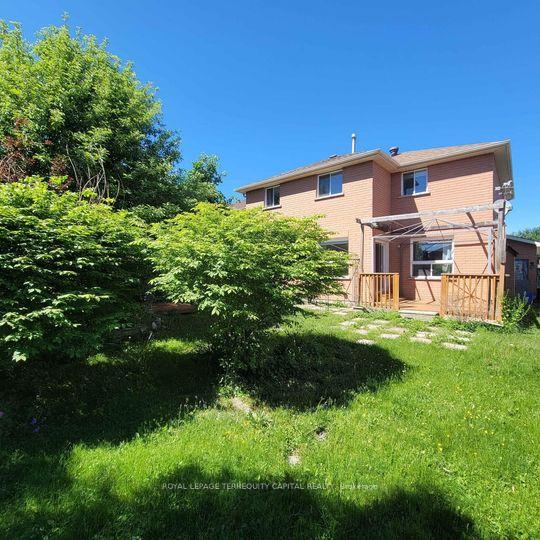 Photo 26 of 325 Cundles Road W, Barrie, Northwest — HOMEH