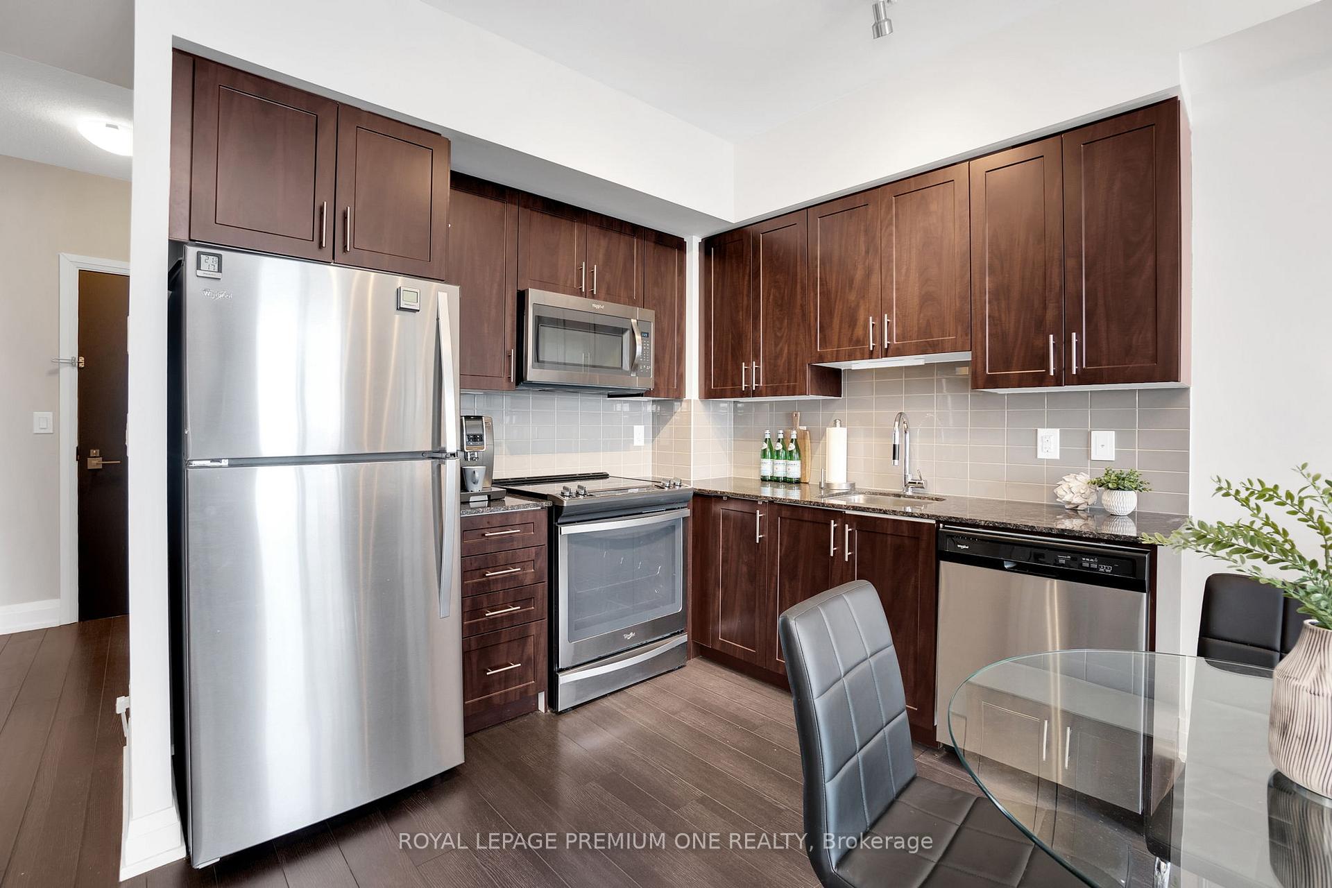 Front of Unit 1803, 3600 Highway 7 Road