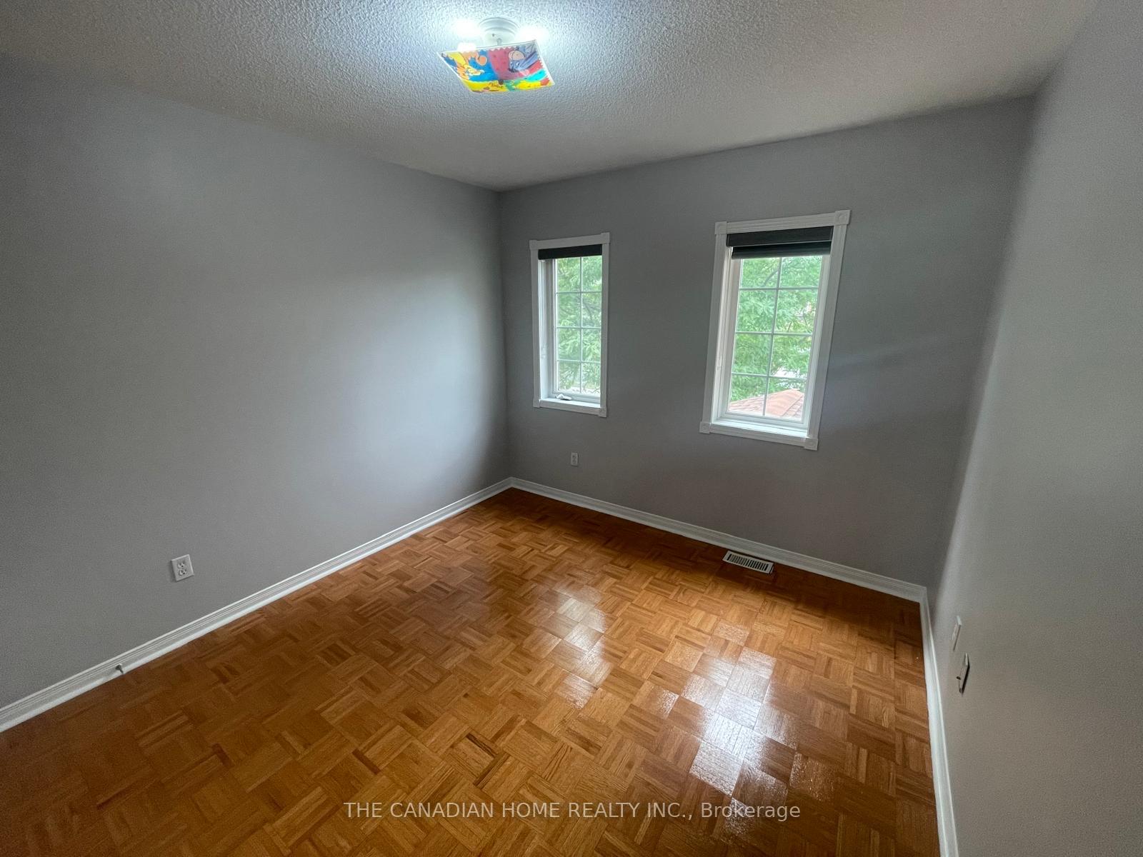 Photo 17 of 63 Heartleaf Crescent, Brampton, Fletcher's Meadow — HOMEH