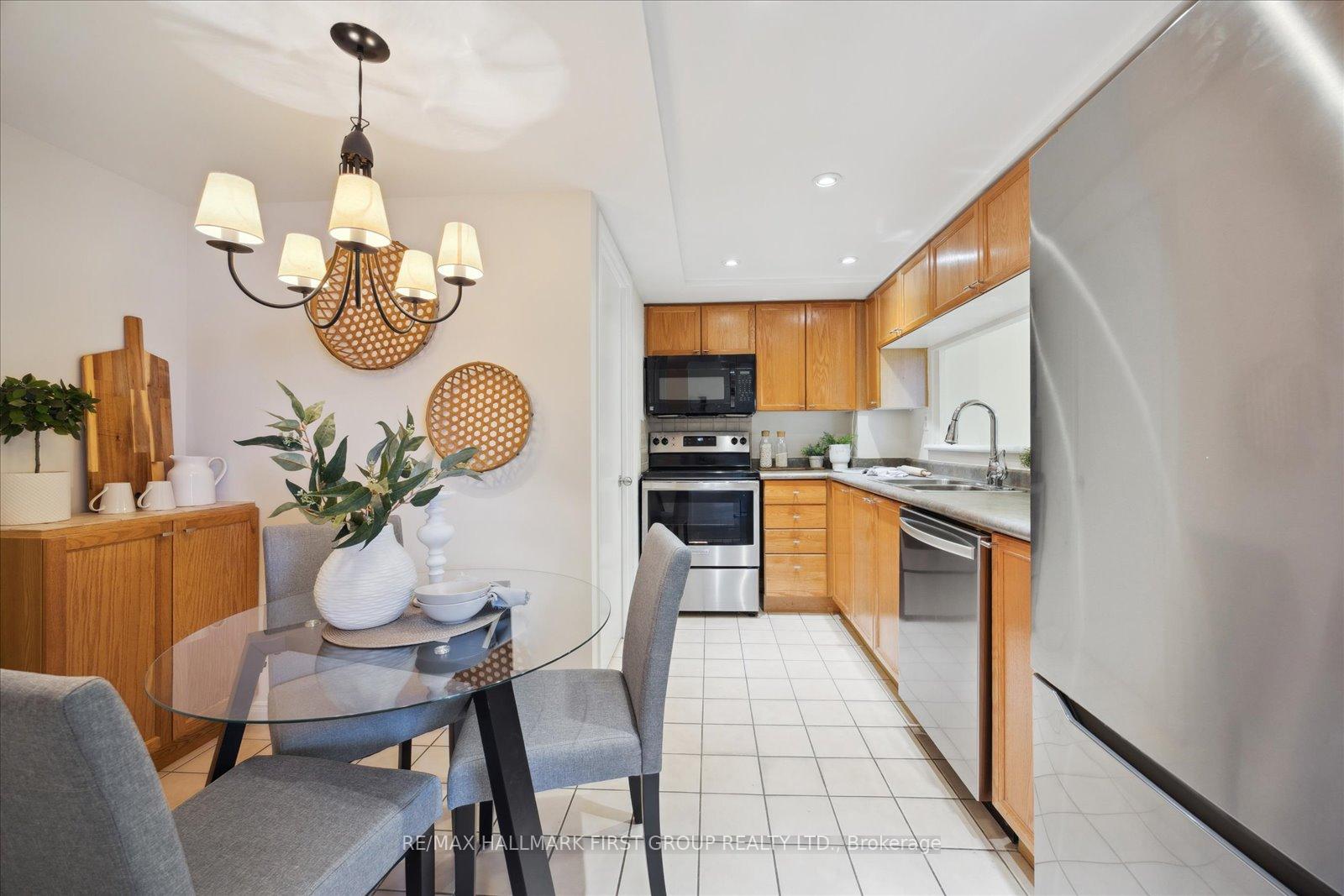 Photo 10 of Unit 108, 360 Watson Street W, Whitby, Port Whitby — HOMEH