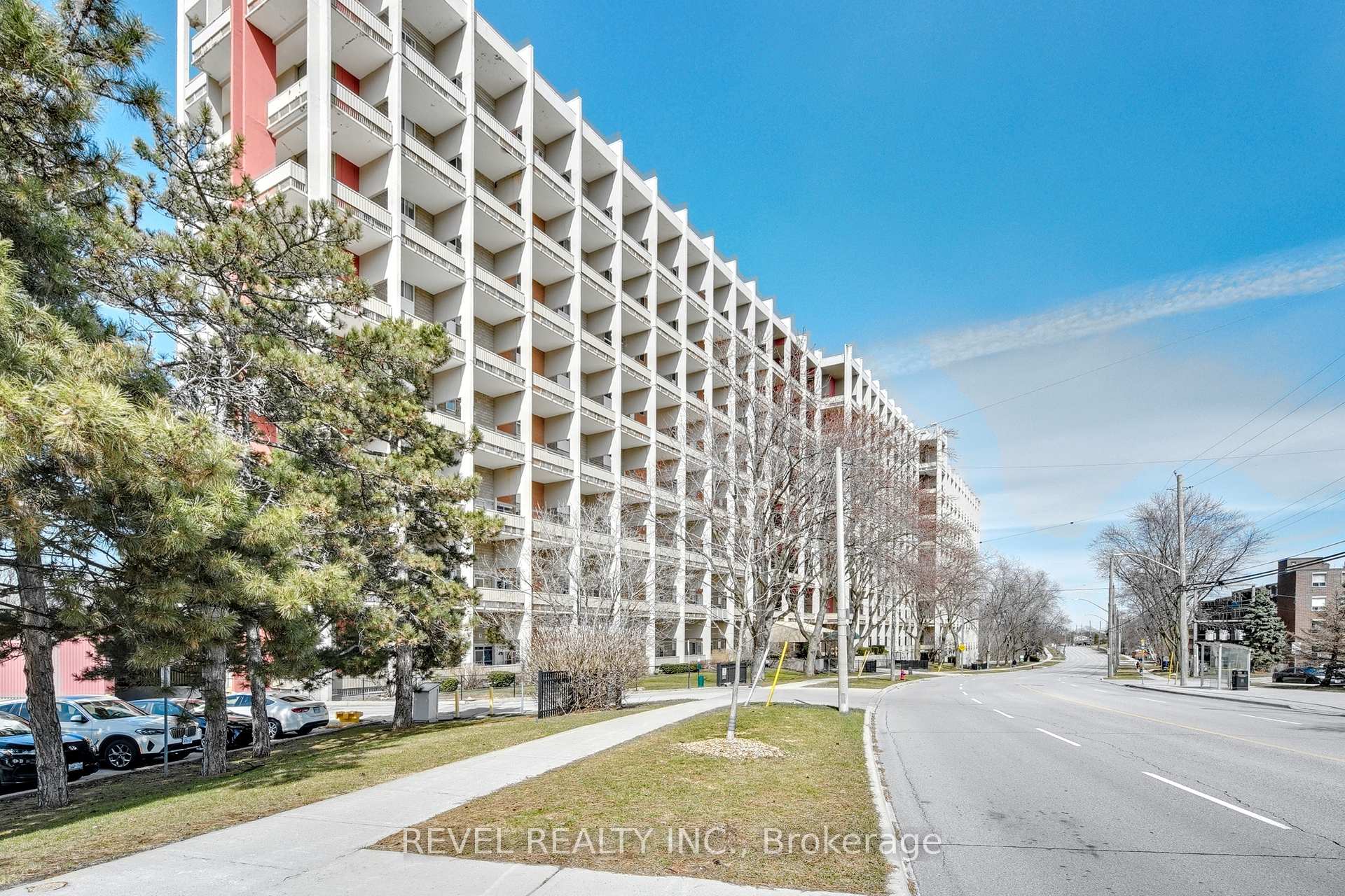 Photo 19 of Unit 715, 350 Quigley Road, Hamilton, Vincent — HOMEH