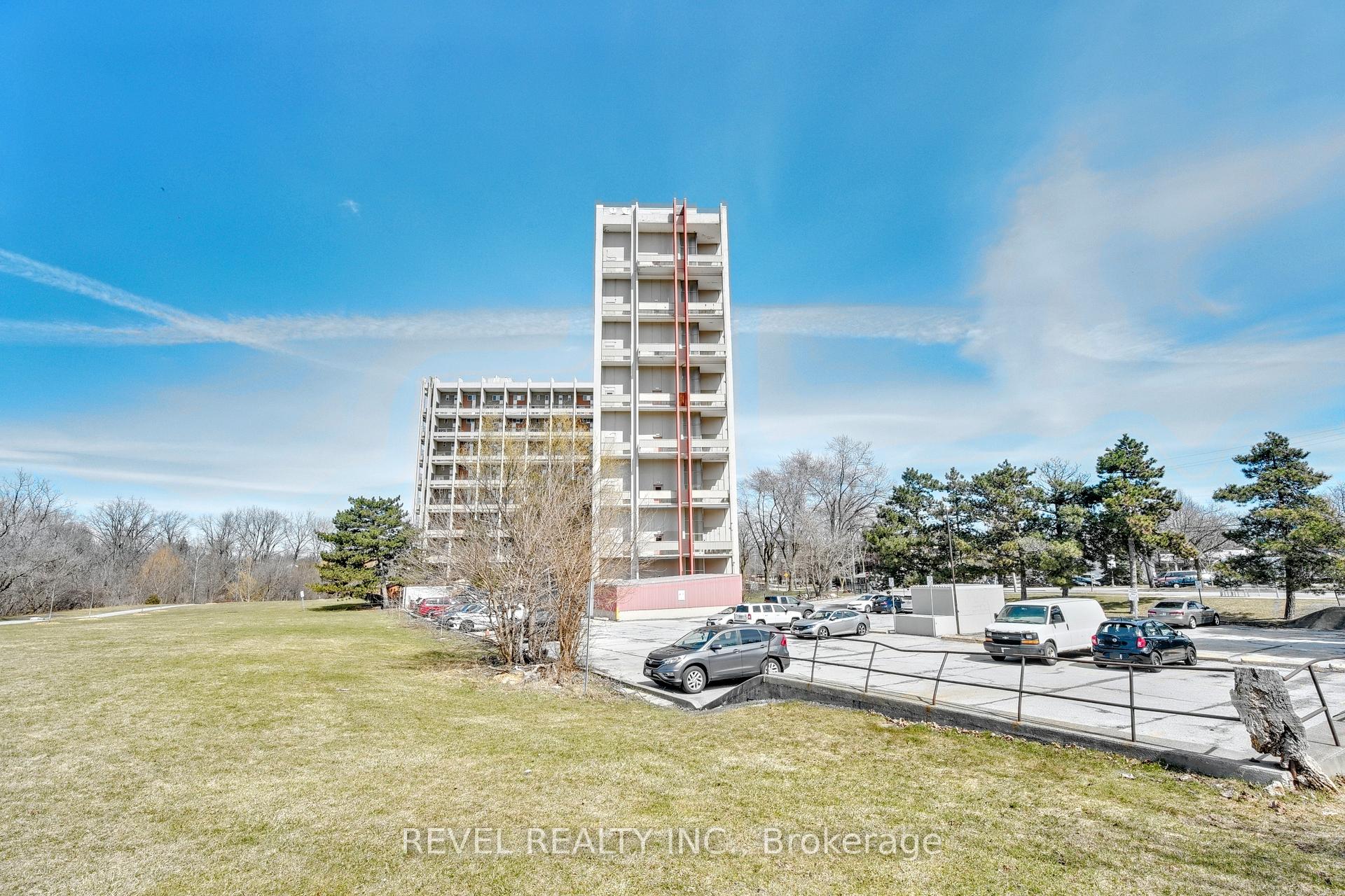 Photo 27 of Unit 715, 350 Quigley Road, Hamilton, Vincent — HOMEH