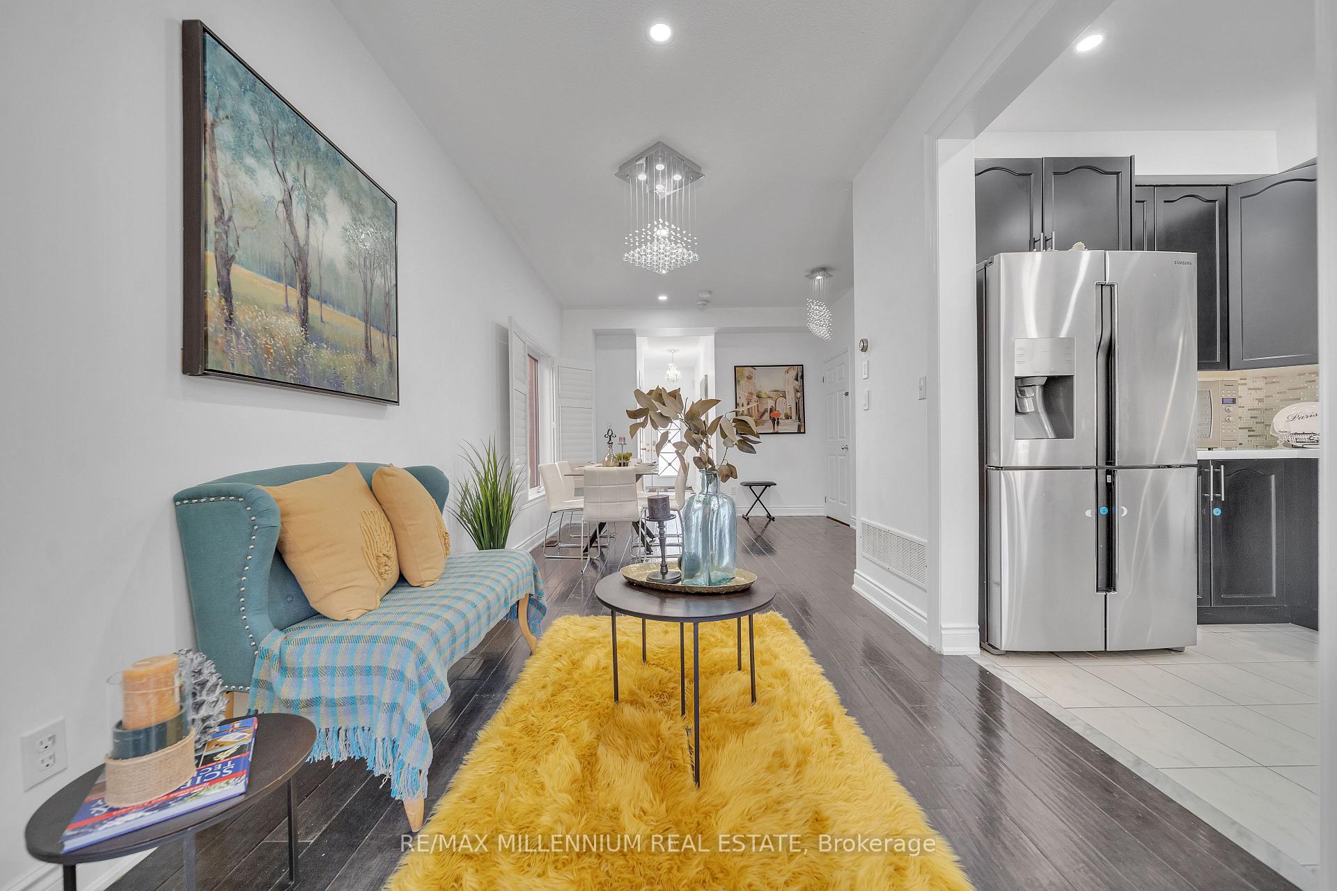 Photo 12 of 86 Cookview Drive, Brampton, Sandringham-Wellington — HOMEH