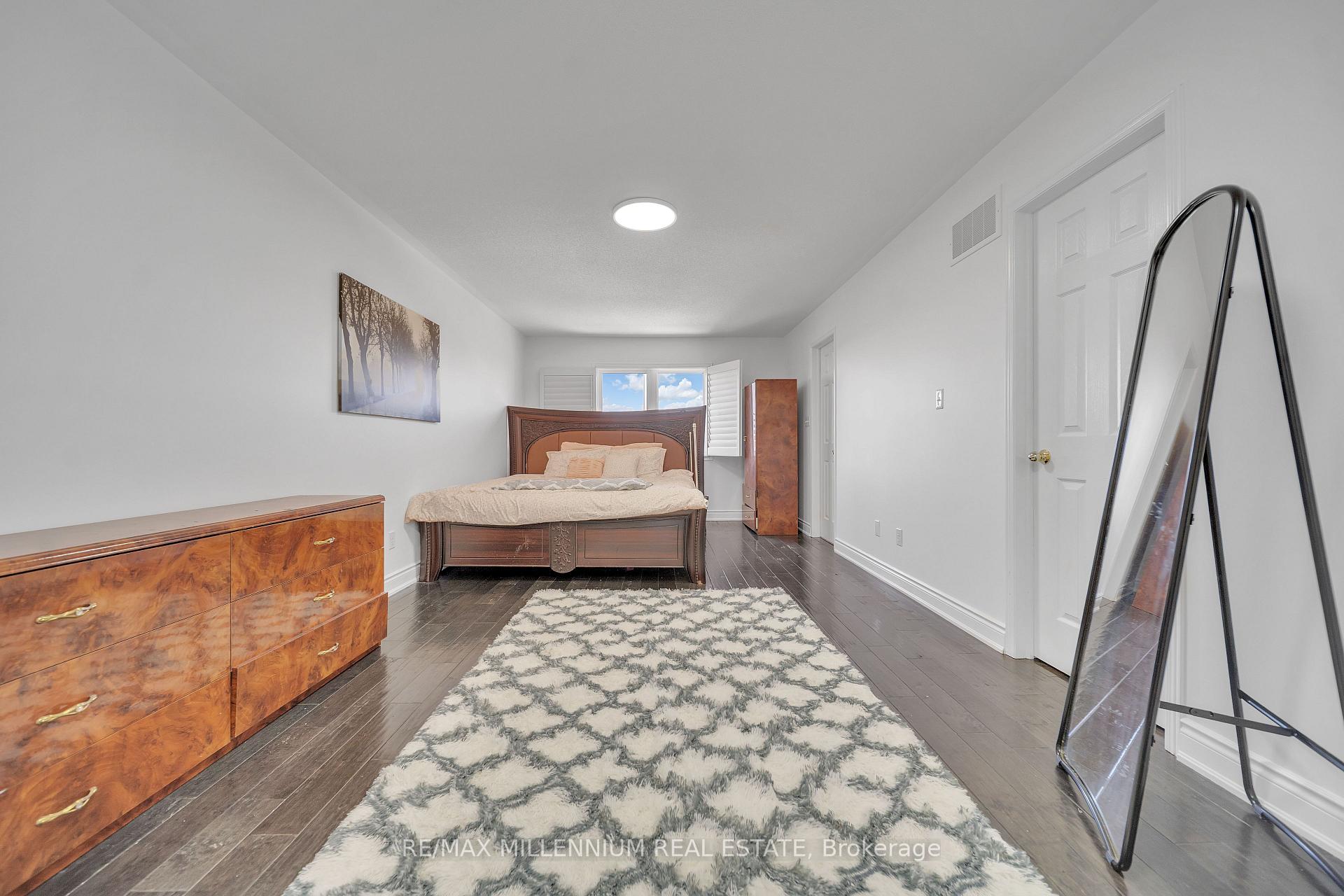 Photo 25 of 86 Cookview Drive, Brampton, Sandringham-Wellington — HOMEH