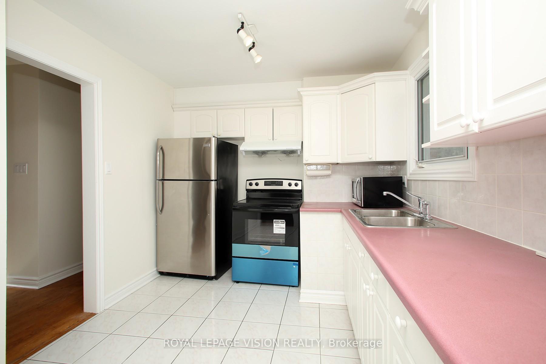 Photo 15 of Unit Upper, 696 Victory Drive, Pickering, West Shore — HOMEH