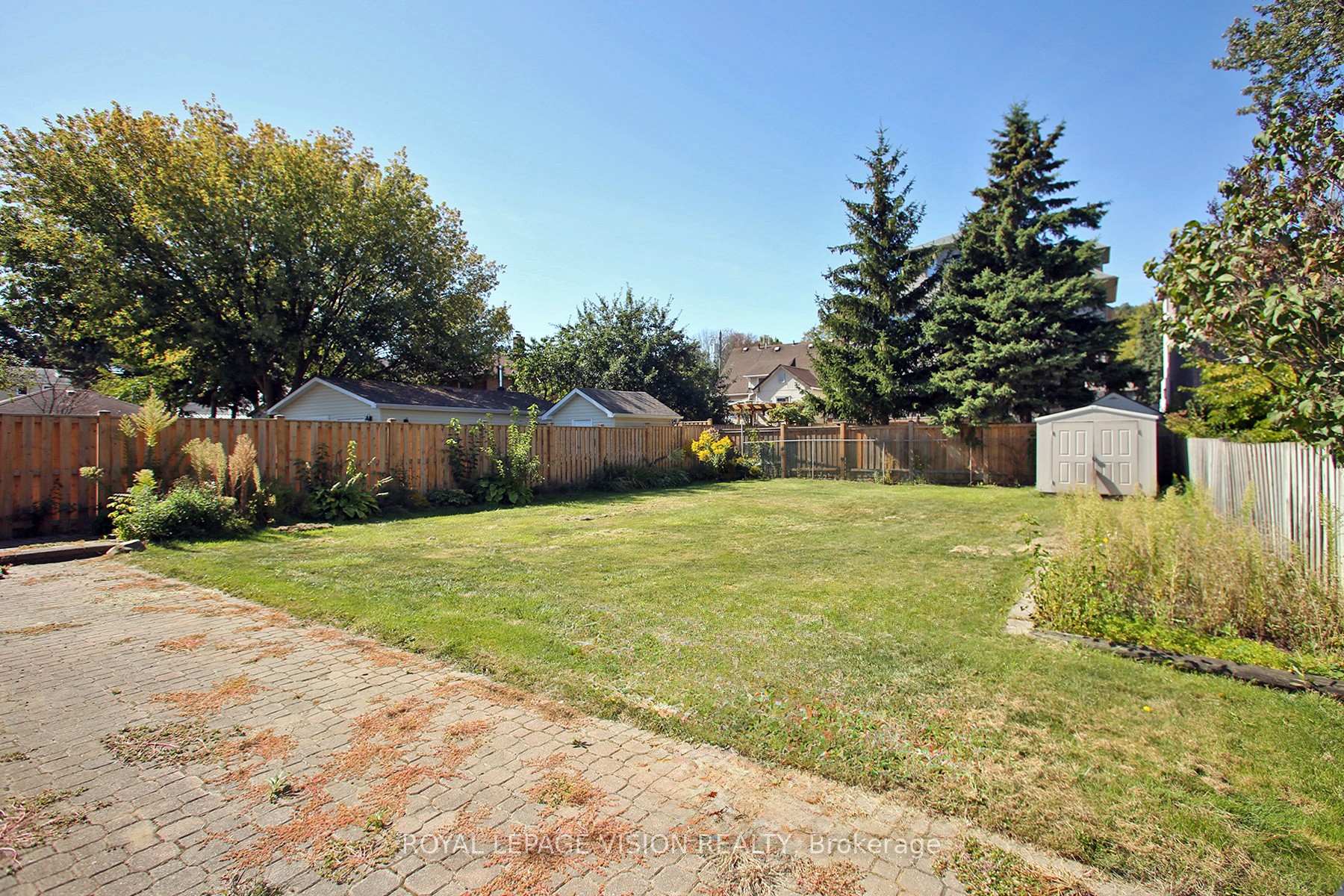 Photo 7 of Unit Upper, 696 Victory Drive, Pickering, West Shore — HOMEH