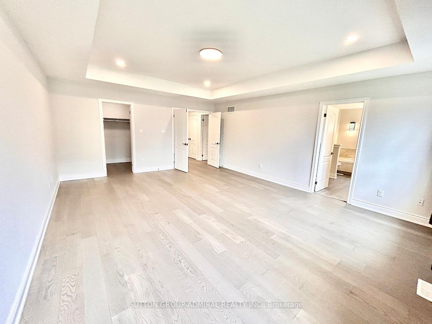 Photo 19 of 4 Castleglen Boulevard, Markham, Berczy — HOMEH
