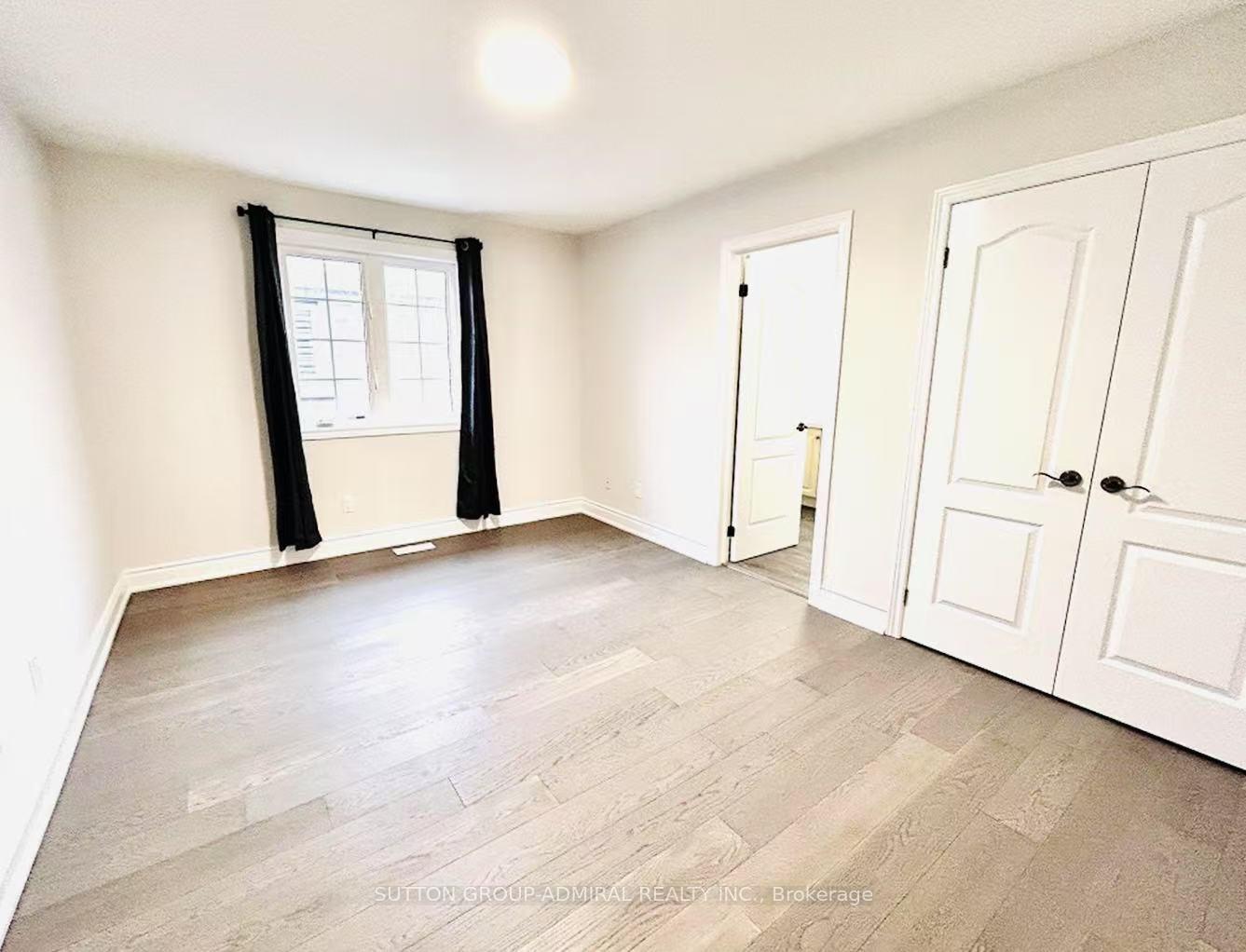 Photo 20 of 4 Castleglen Boulevard, Markham, Berczy — HOMEH