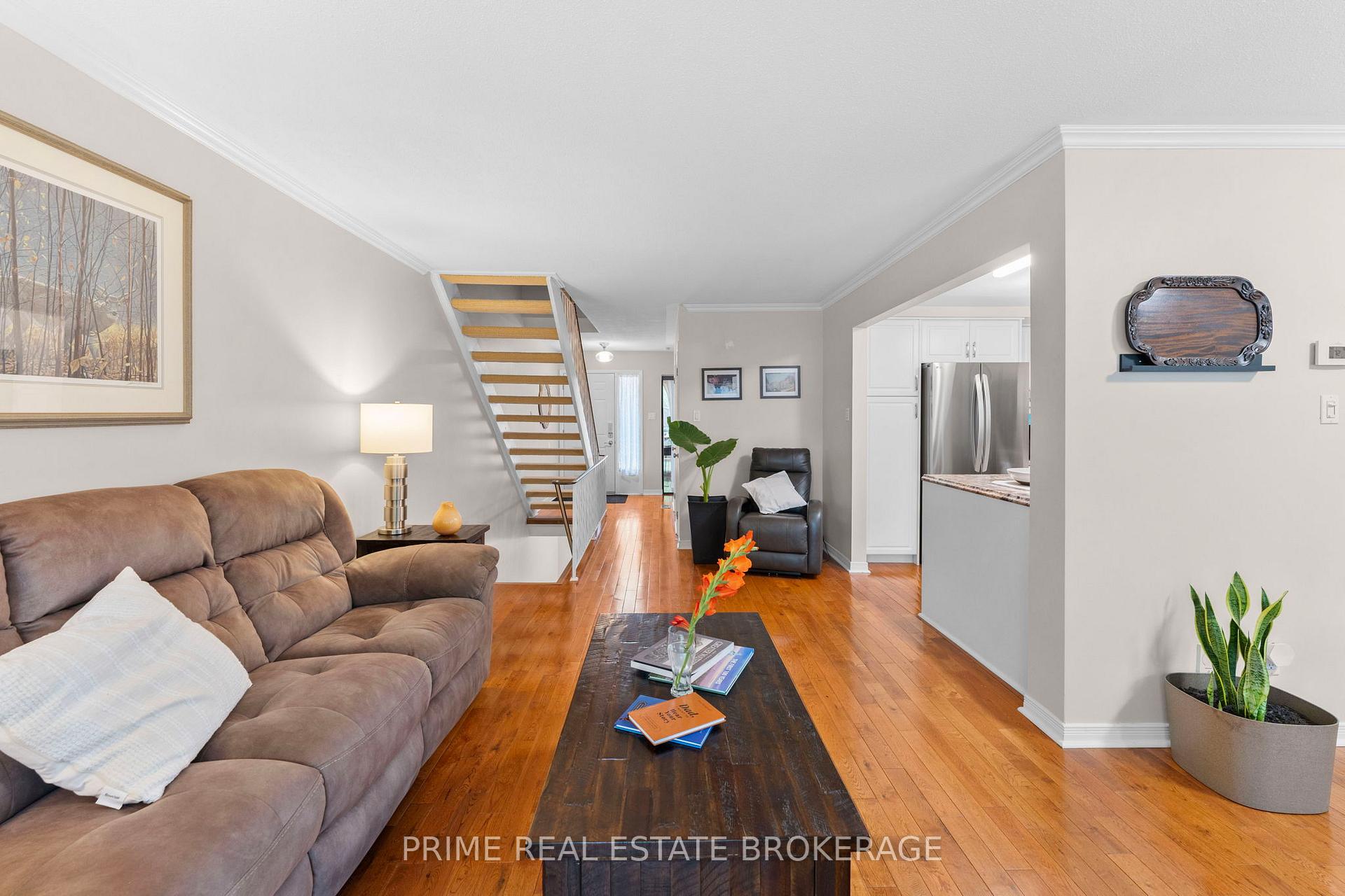 Photo 22 of 304 Wilkins Street, London, South R — HOMEH
