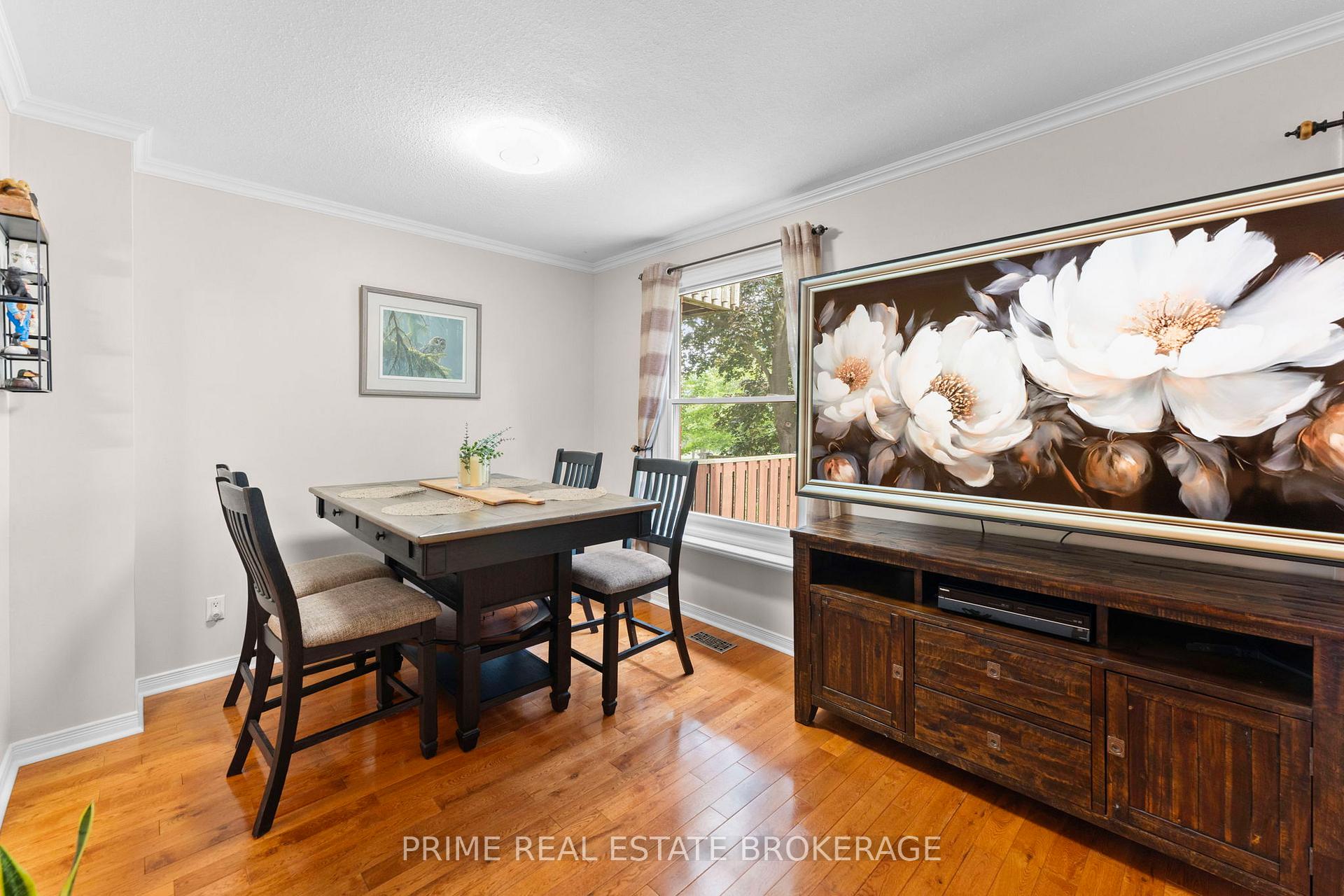 Photo 20 of 304 Wilkins Street, London, South R — HOMEH
