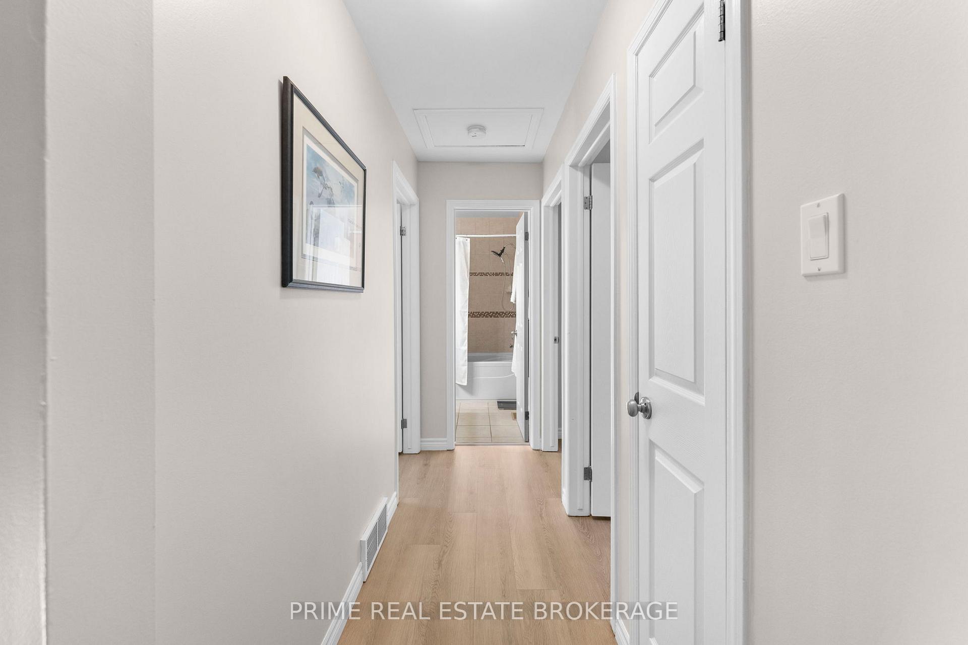Photo 5 of 304 Wilkins Street, London, South R — HOMEH