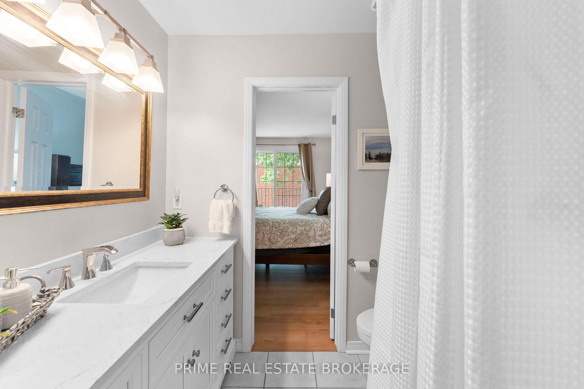 Photo 14 of 304 Wilkins Street, London, South R — HOMEH