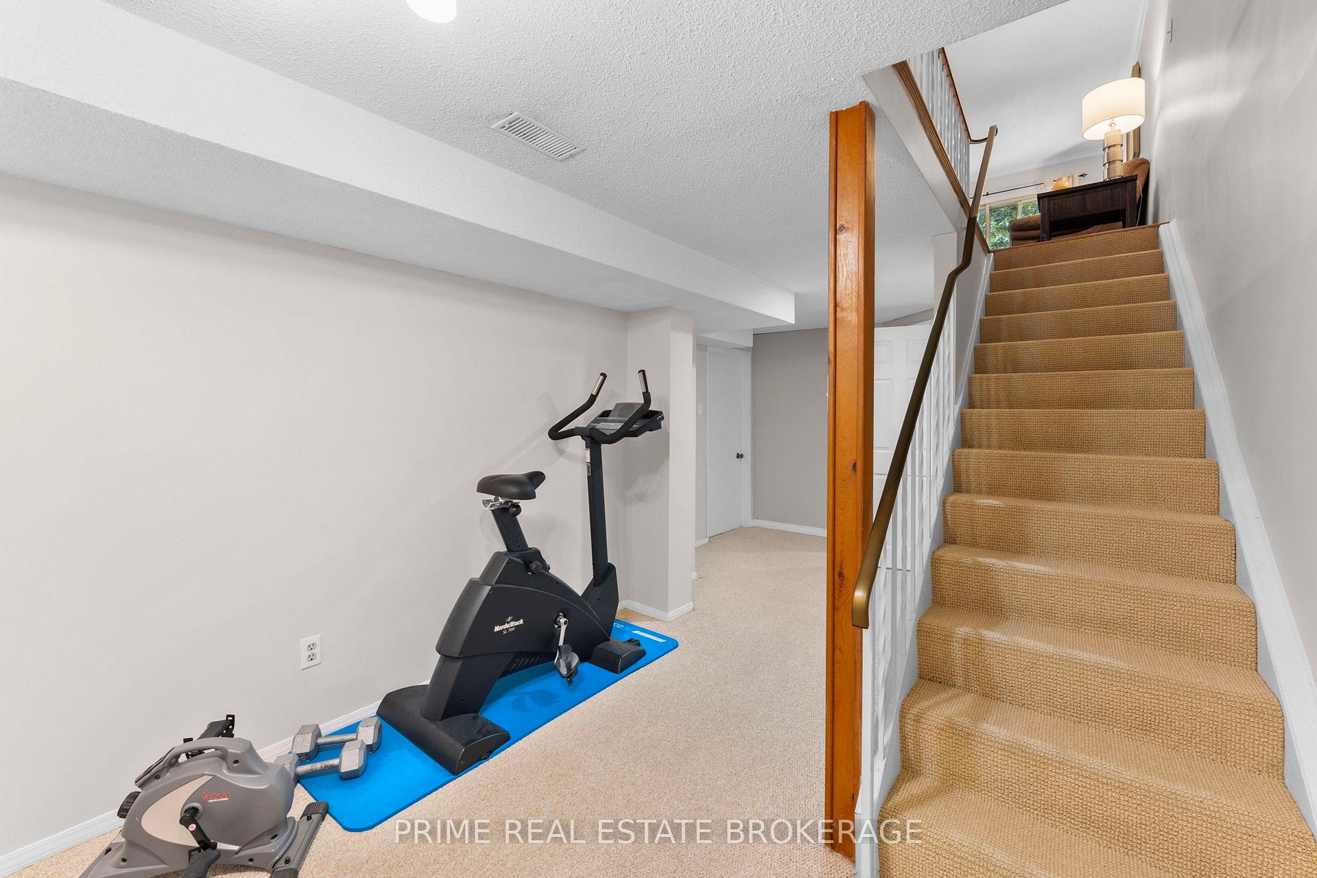Photo 42 of 304 Wilkins Street, London, South R — HOMEH