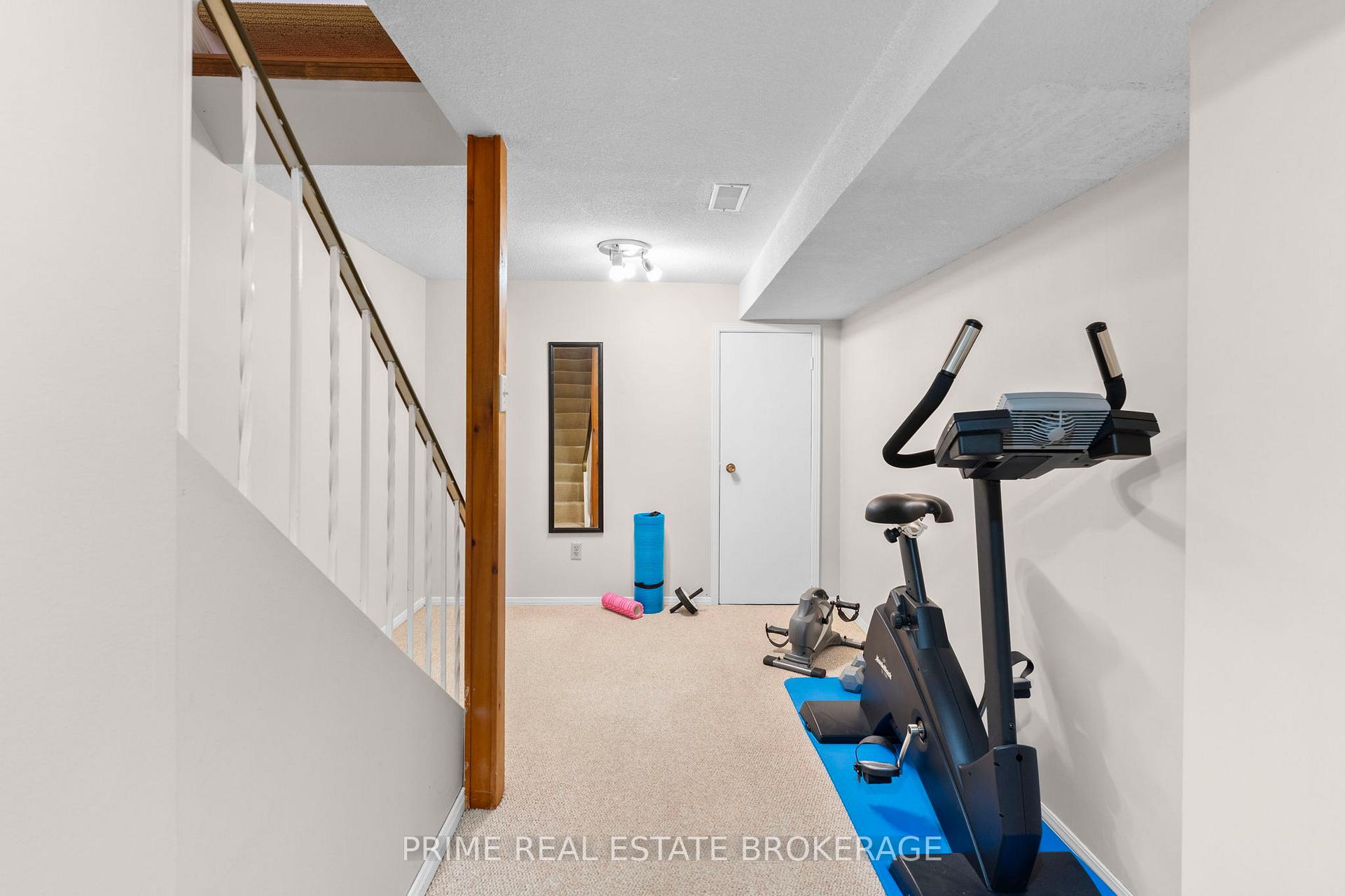 Photo 33 of 304 Wilkins Street, London, South R — HOMEH