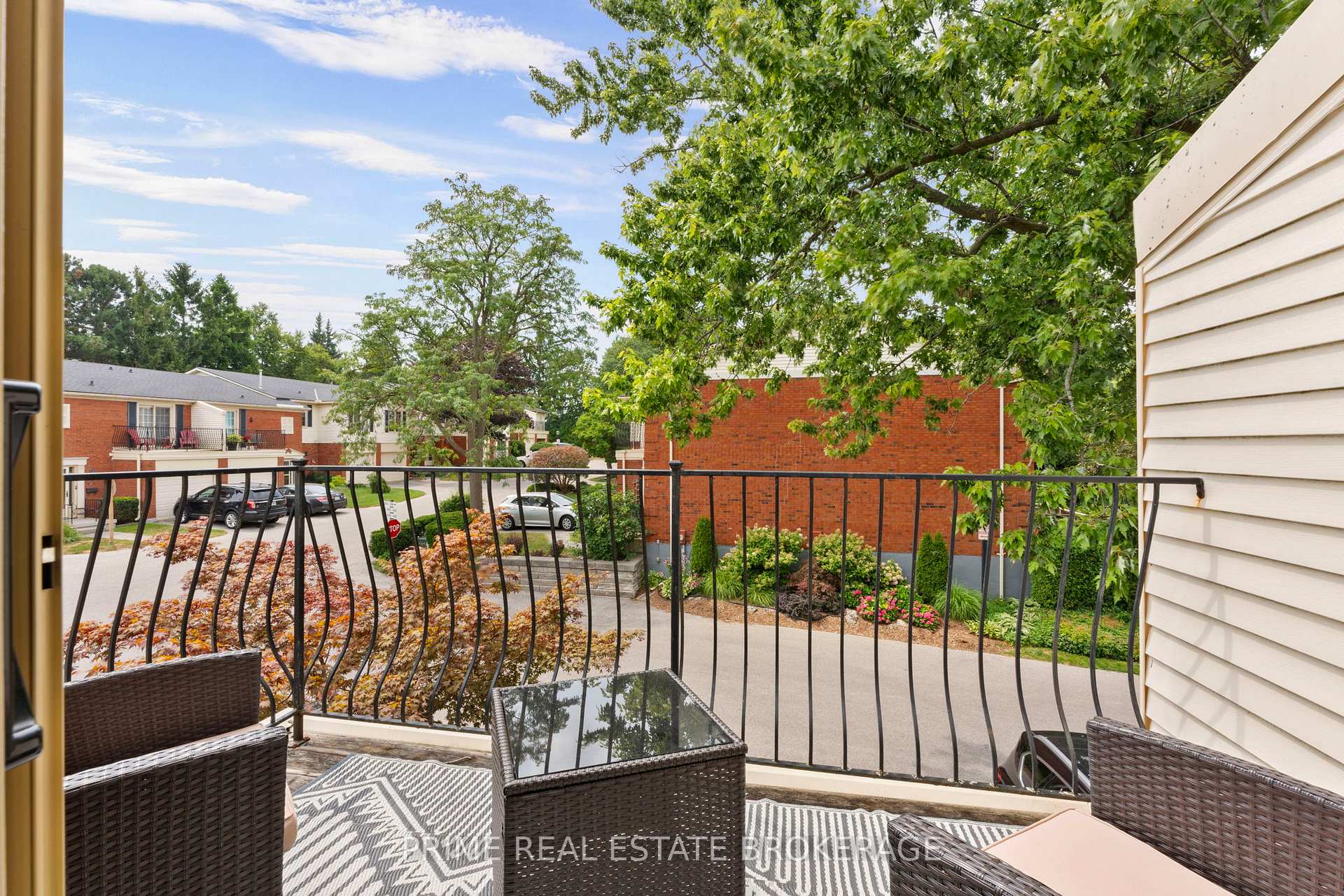 Photo 41 of 304 Wilkins Street, London, South R — HOMEH
