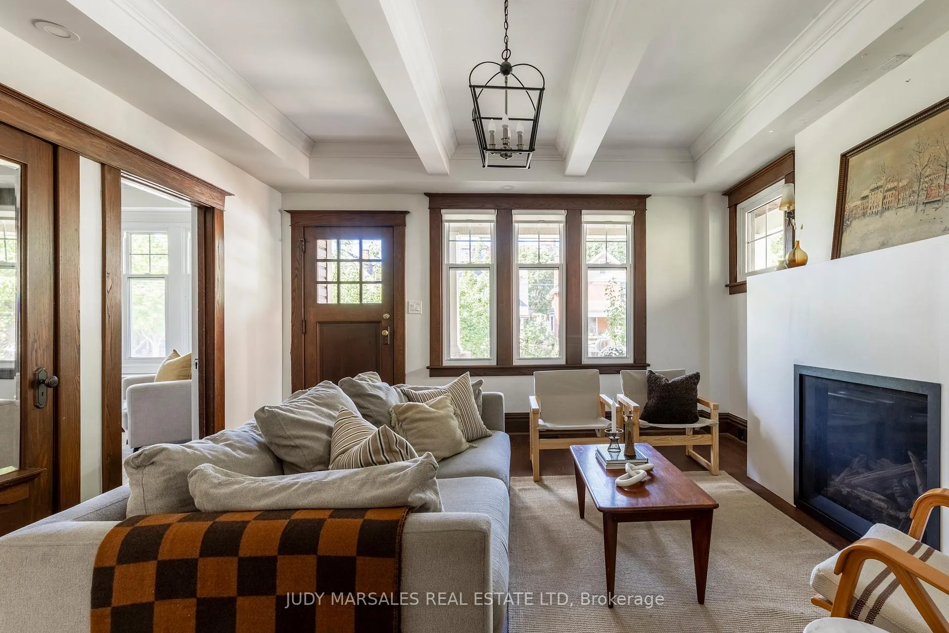 Photo 9 of 27 Cliff Avenue, Hamilton, Eastmount — HOMEH