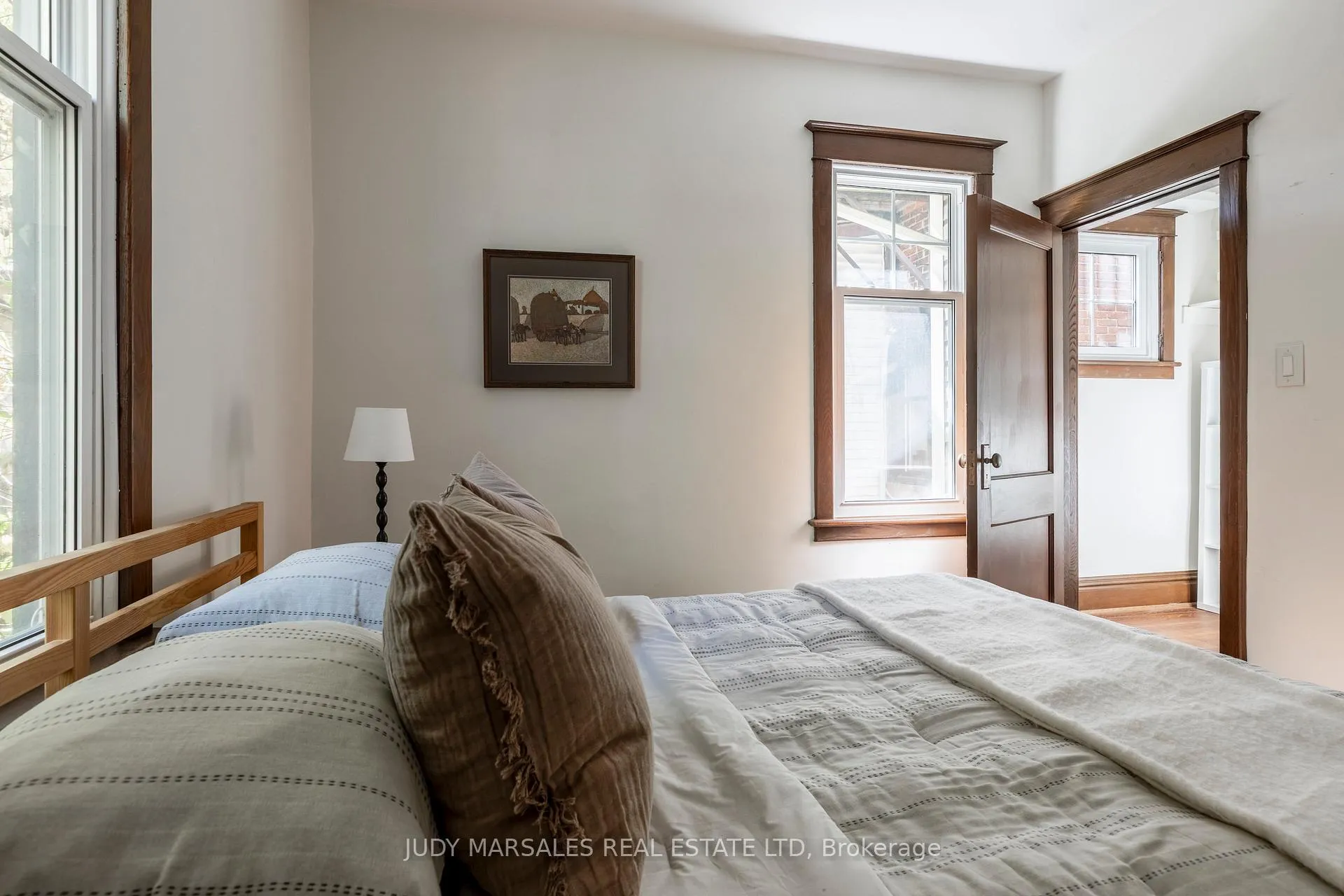 Photo 42 of 27 Cliff Avenue, Hamilton, Eastmount — HOMEH