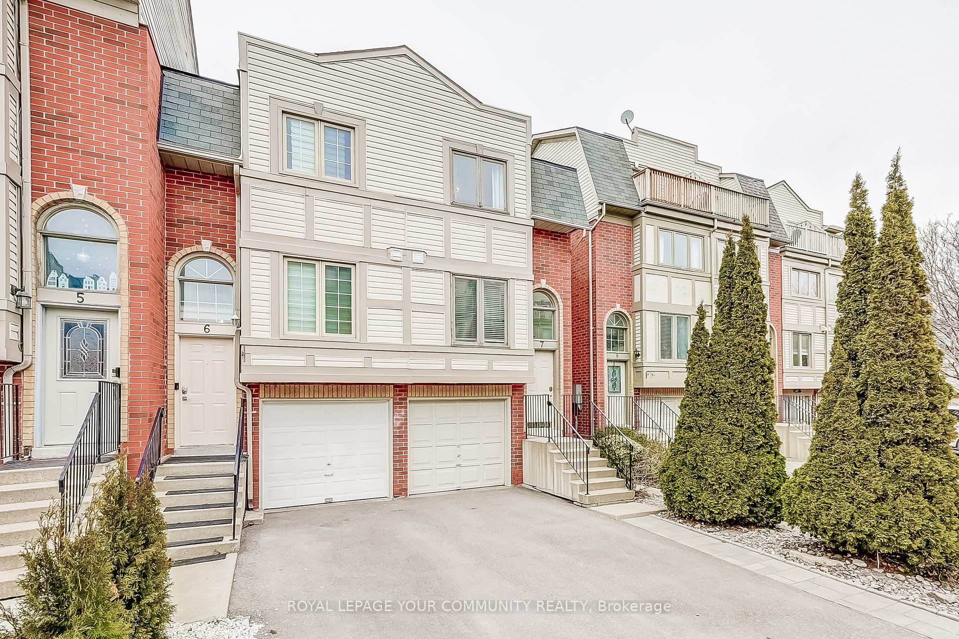 Photo 2 of Unit #7, 1635 Pickering Parkway, Pickering, Village East — HOMEH