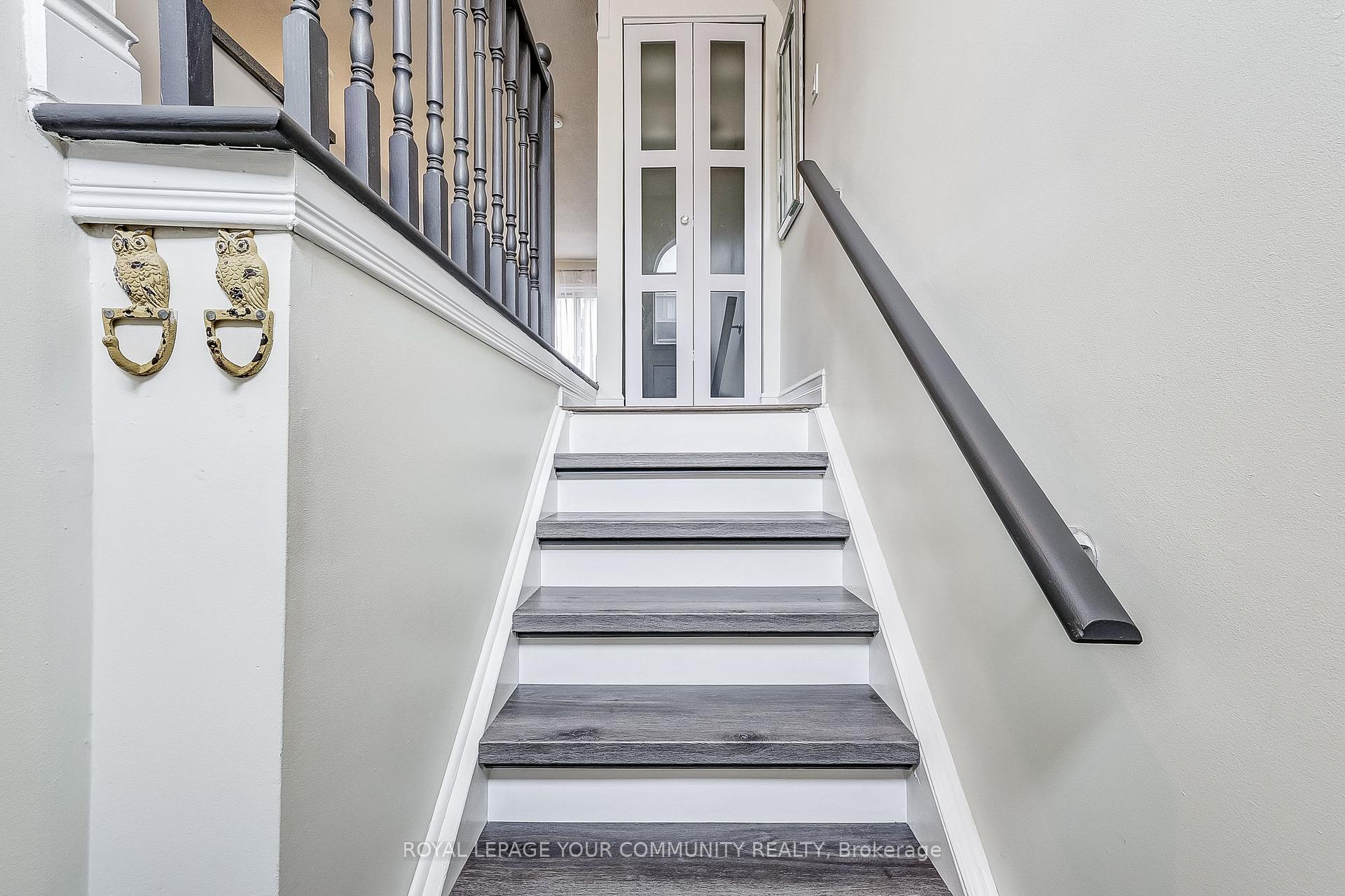 Photo 5 of Unit #7, 1635 Pickering Parkway, Pickering, Village East — HOMEH