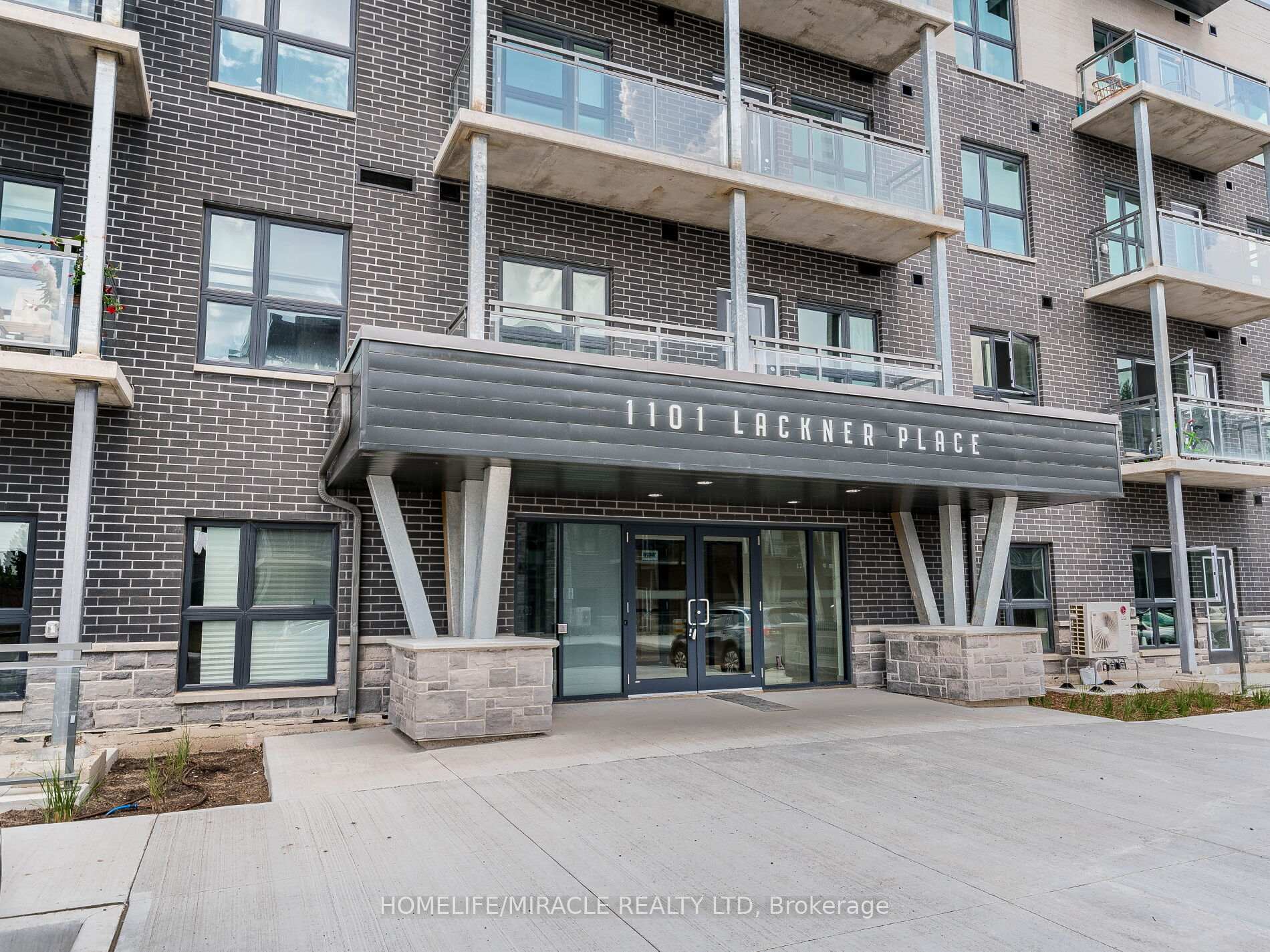 Front of Unit T2, 1101 Lackner Place