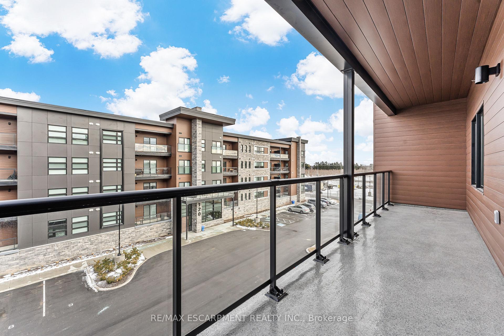 Photo 22 of Unit 303, 118 Summersides Boulevard, Pelham, Fonthill — HOMEH