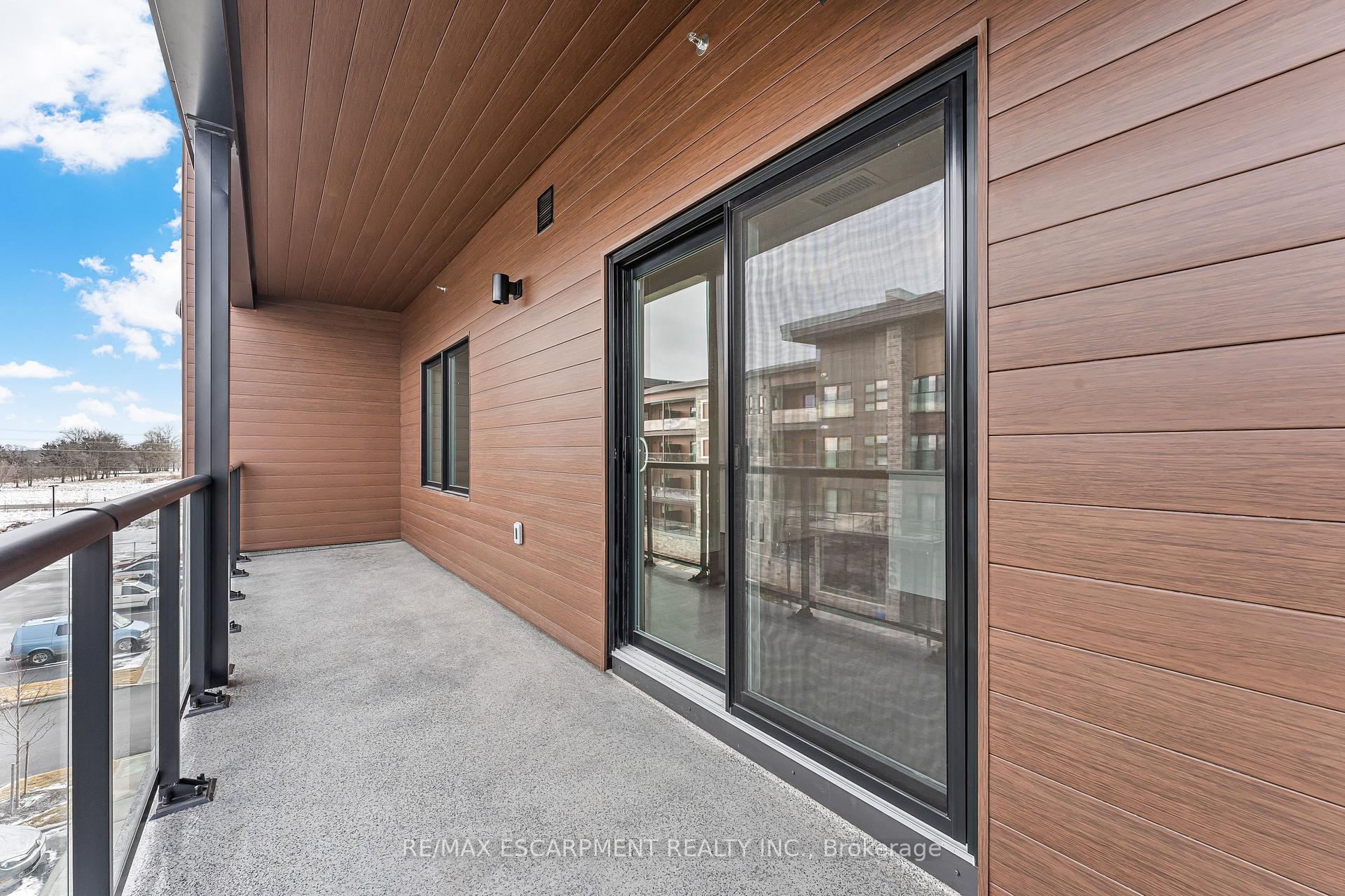 Photo 4 of Unit 303, 118 Summersides Boulevard, Pelham, Fonthill — HOMEH