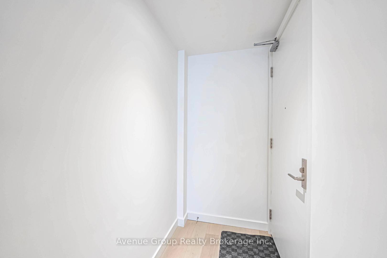 Photo 9 of Unit 907, 81 Wellesley Street E, Toronto, Church-Yonge Corridor — HOMEH