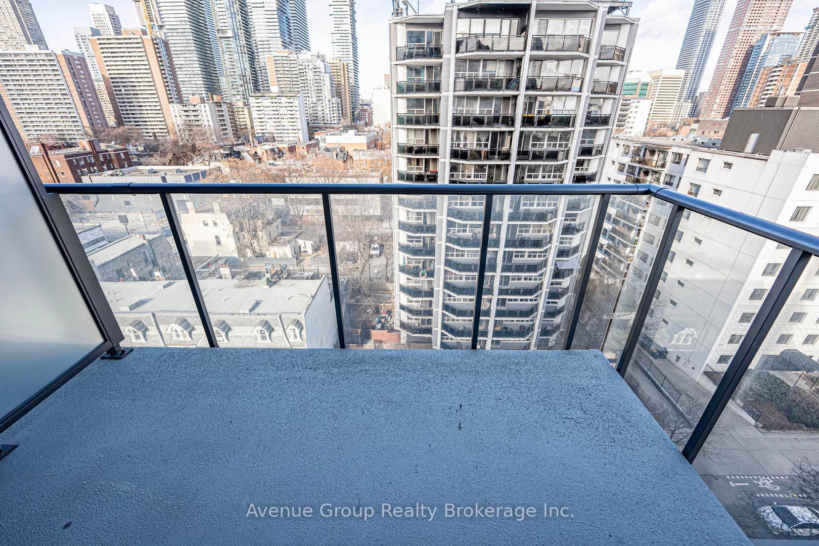 Photo 18 of Unit 907, 81 Wellesley Street E, Toronto, Church-Yonge Corridor — HOMEH