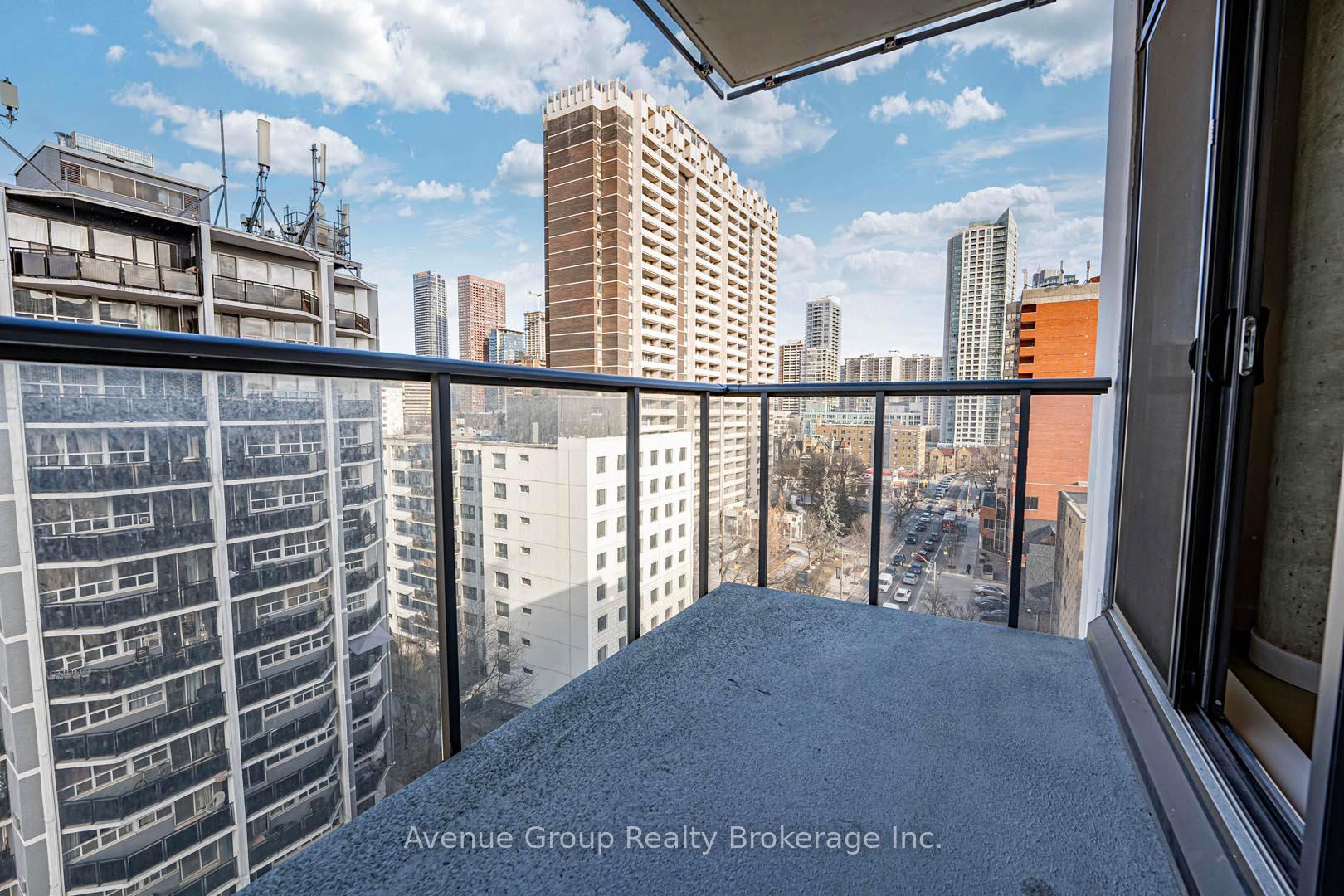Photo 22 of Unit 907, 81 Wellesley Street E, Toronto, Church-Yonge Corridor — HOMEH