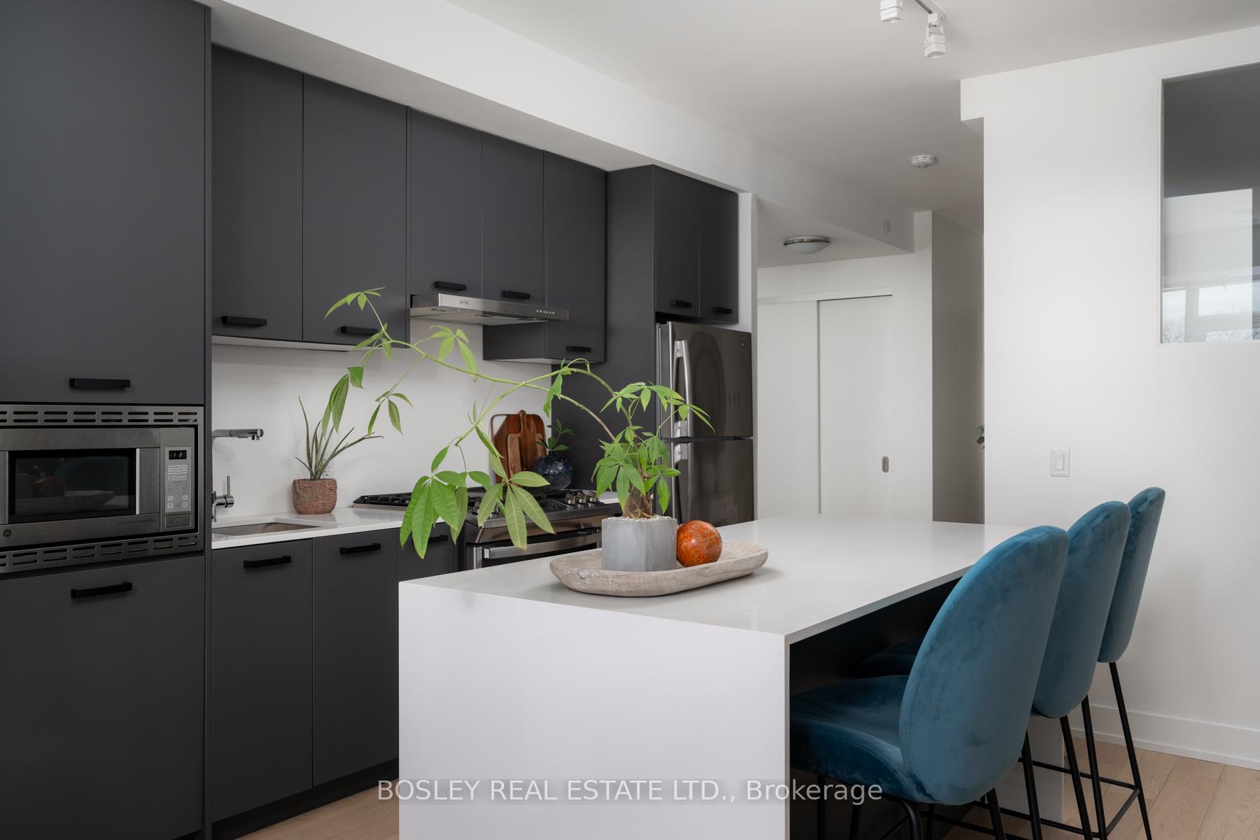 Photo 8 of Unit 508, 1331 Queen Street E, Toronto, Greenwood-Coxwell — HOMEH
