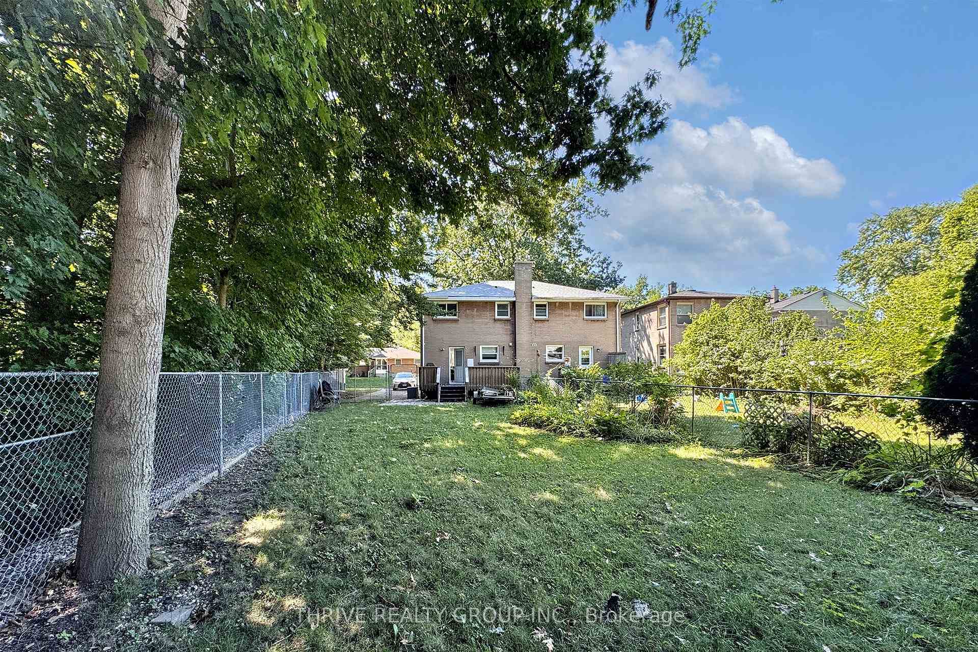 Photo 2 of 201 Barry Place, London, North N — HOMEH