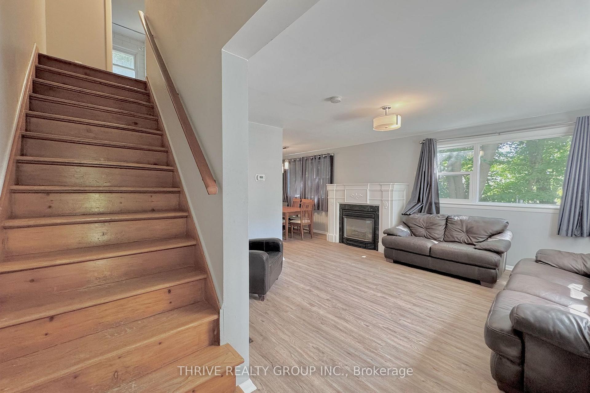 Photo 12 of 201 Barry Place, London, North N — HOMEH
