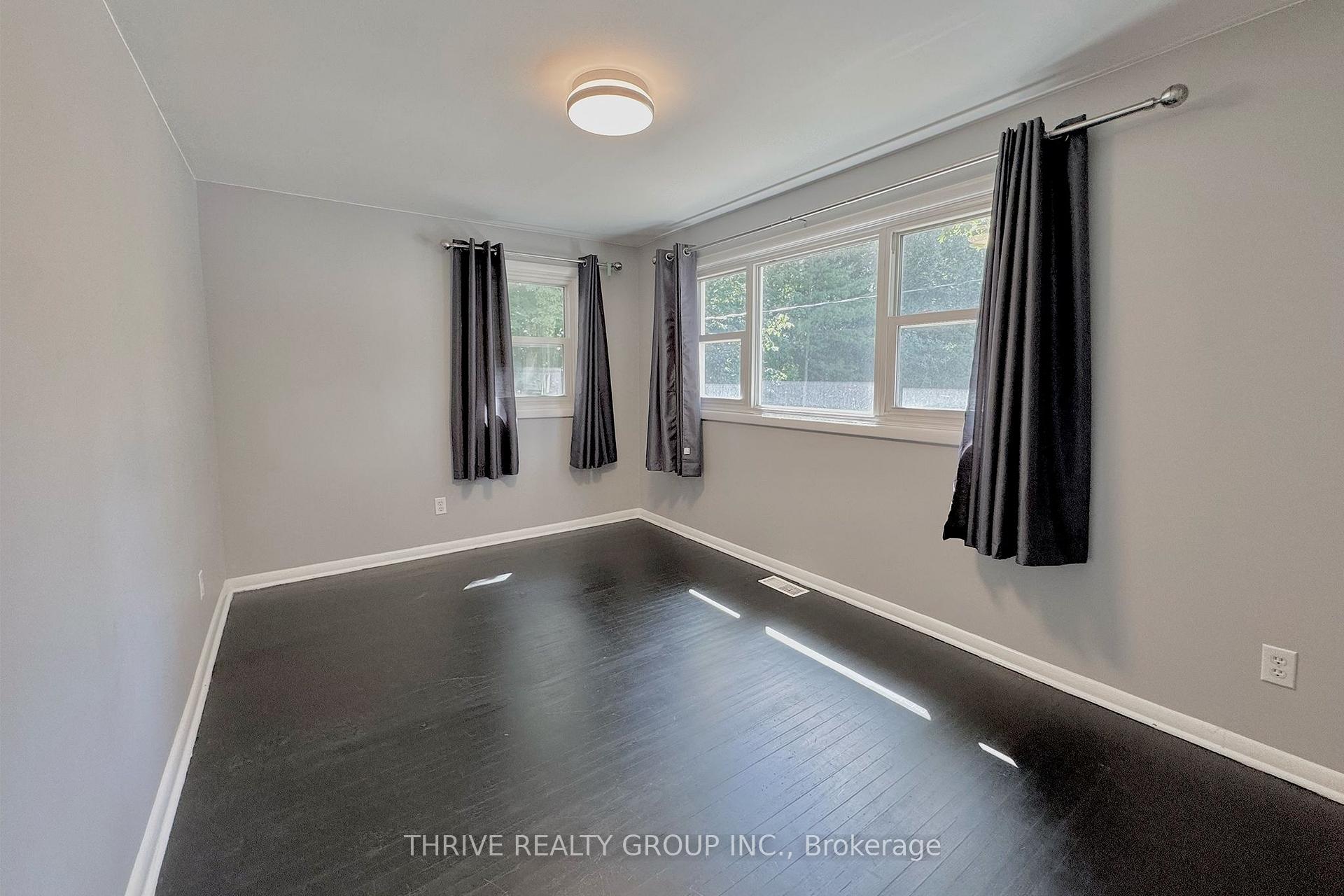 Photo 21 of 201 Barry Place, London, North N — HOMEH
