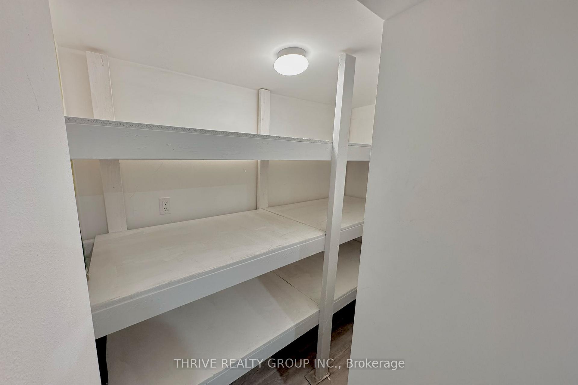 Photo 14 of 201 Barry Place, London, North N — HOMEH