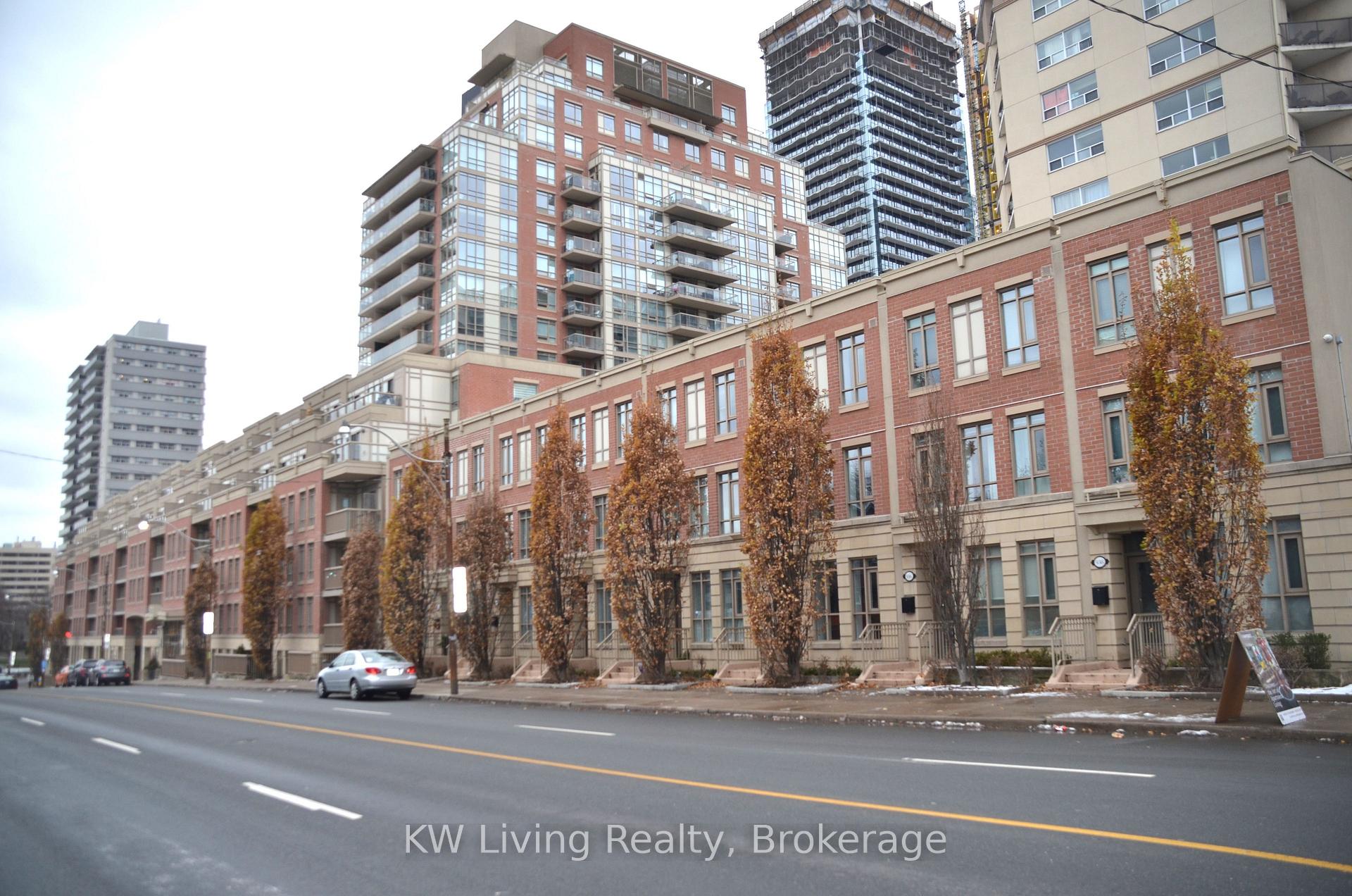 Front of Unit 511, 900 Mount Pleasant Road