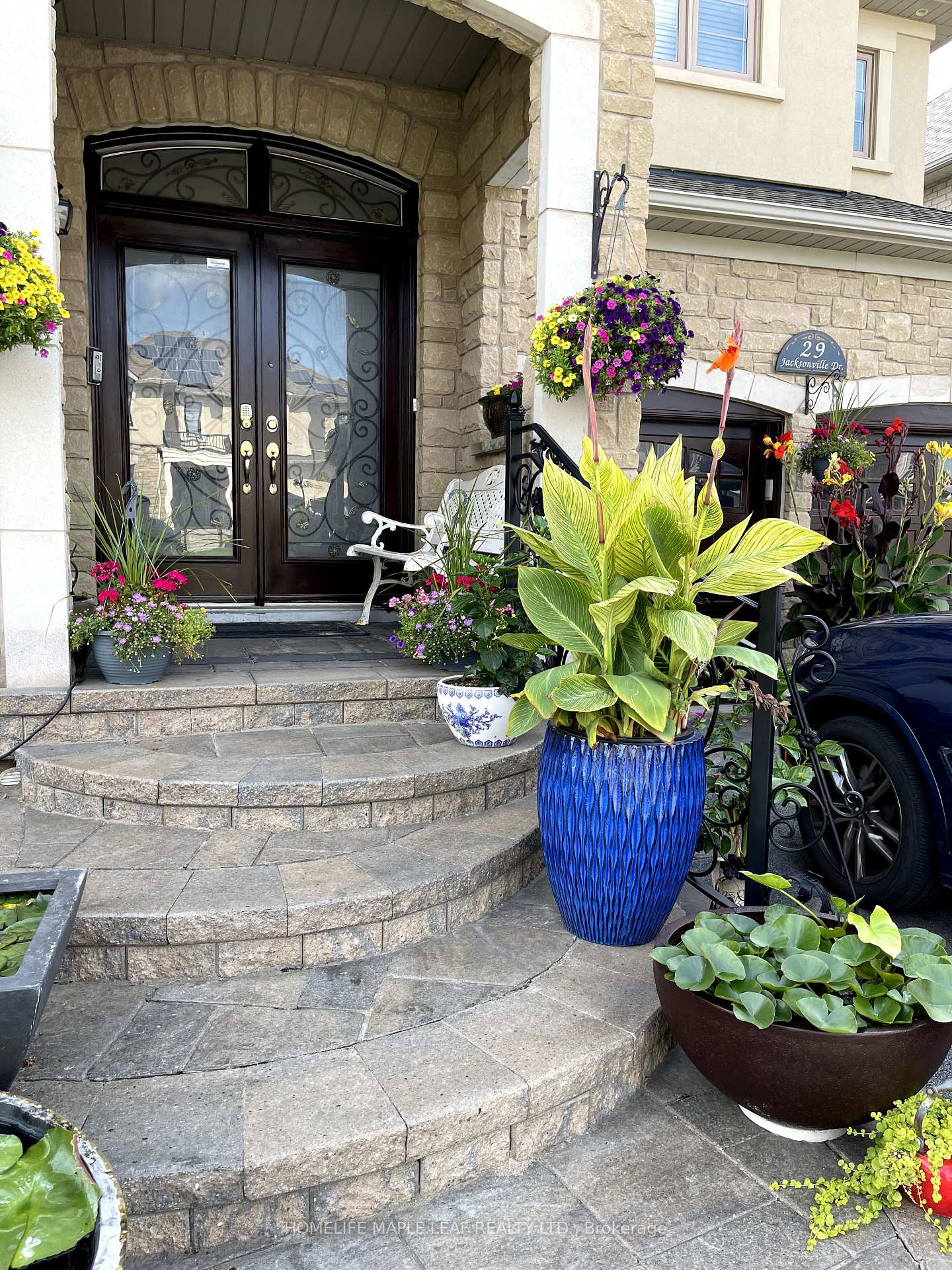 Photo 19 of 29 Jacksonville Drive, Brampton, Vales of Castlemore — HOMEH