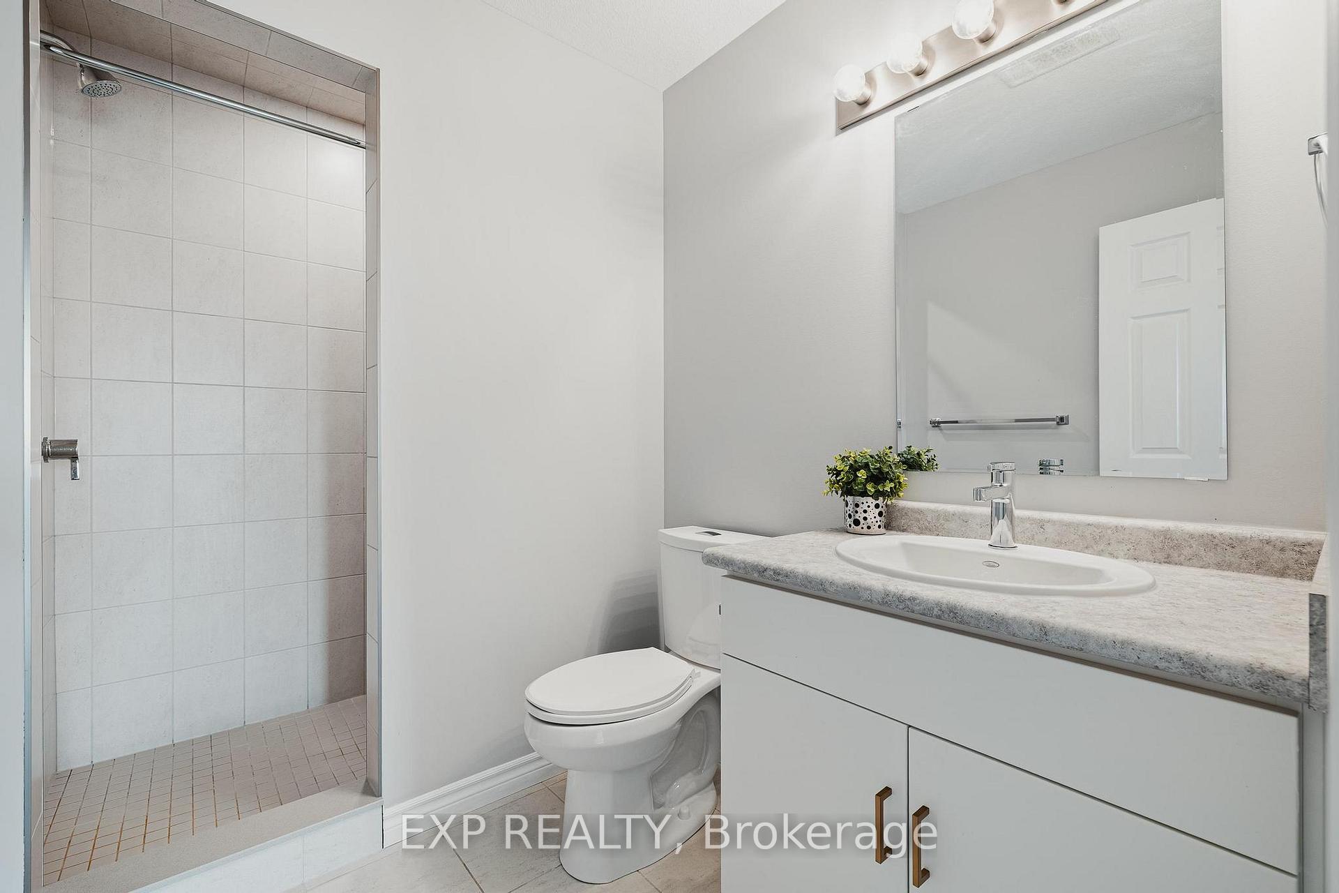 Photo 15 of 104 Lomond Lane W, Kitchener — HOMEH