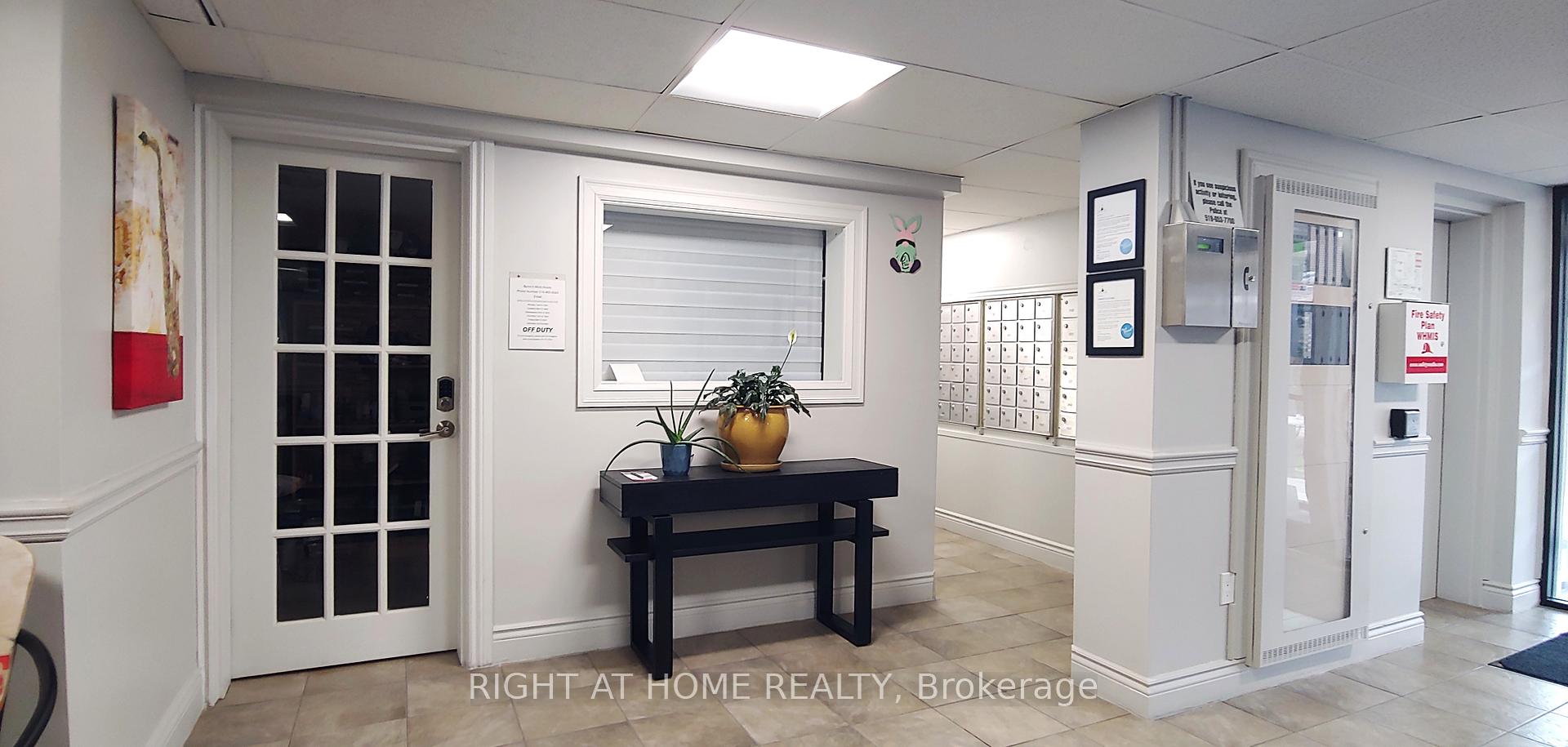 Photo 5 of Unit 1002, 64 Benton Street, Kitchener, Cedar Hill — HOMEH