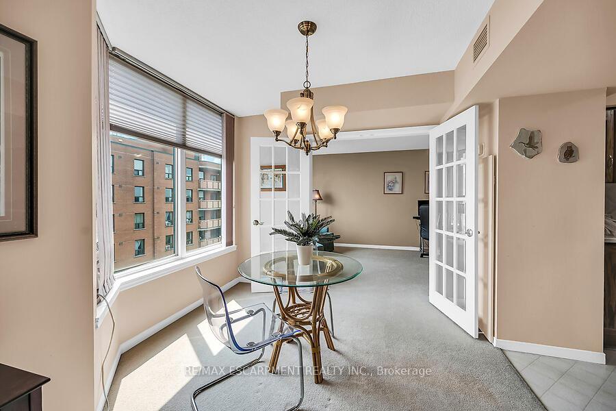 Photo 11 of Unit 703, 200 Limeridge Road W, Hamilton, Rolston — HOMEH