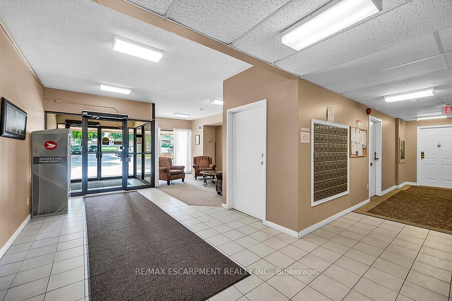 Photo 33 of Unit 703, 200 Limeridge Road W, Hamilton, Rolston — HOMEH
