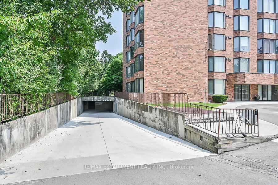 Photo 30 of Unit 703, 200 Limeridge Road W, Hamilton, Rolston — HOMEH