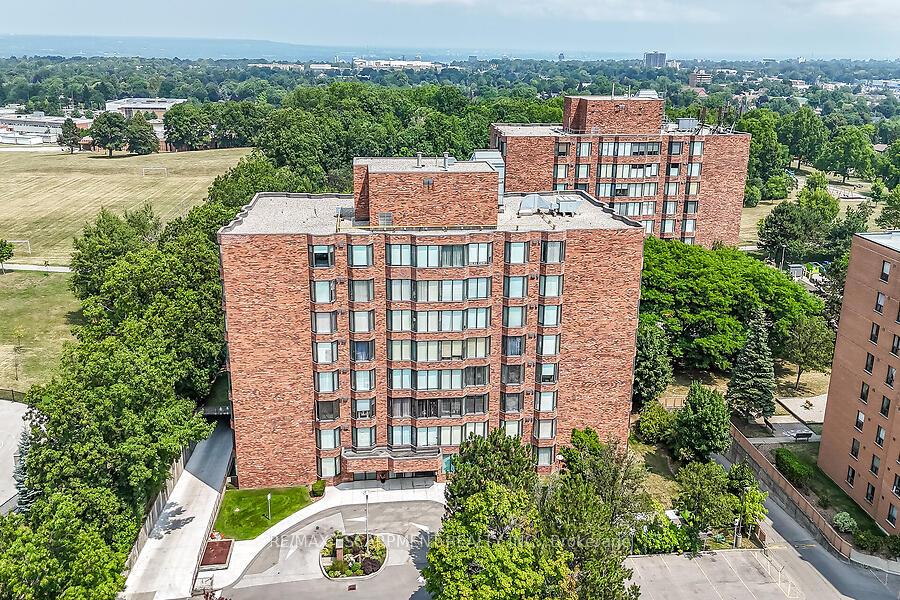 Photo 16 of Unit 703, 200 Limeridge Road W, Hamilton, Rolston — HOMEH