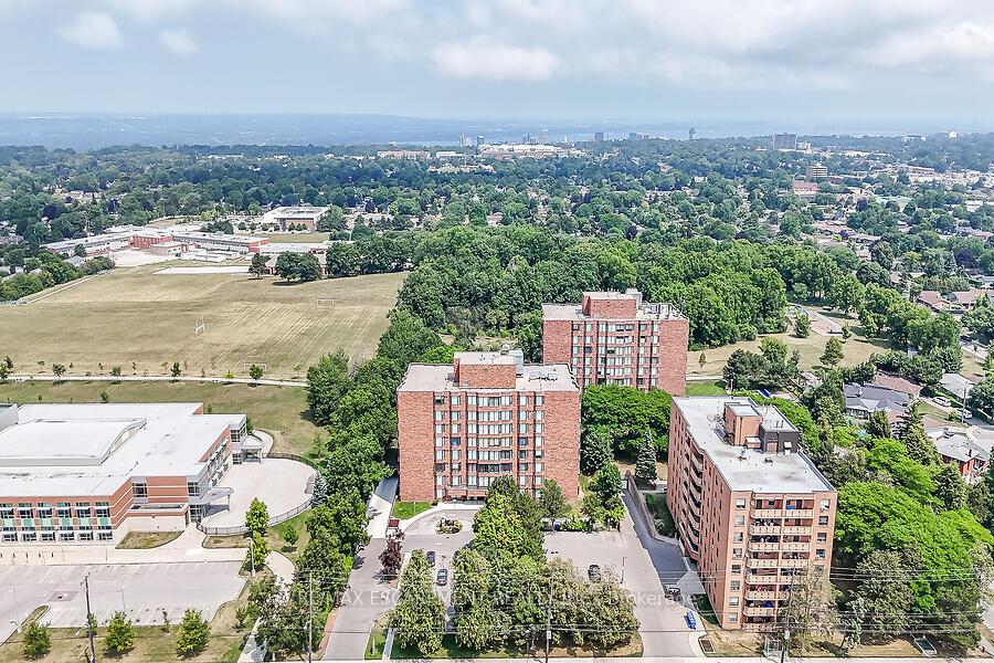 Photo 15 of Unit 703, 200 Limeridge Road W, Hamilton, Rolston — HOMEH