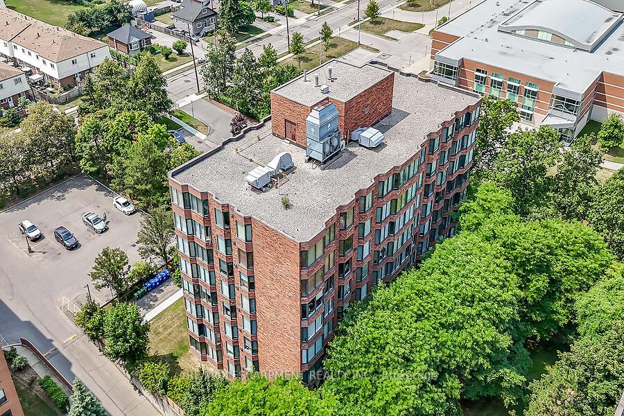 Photo 36 of Unit 703, 200 Limeridge Road W, Hamilton, Rolston — HOMEH