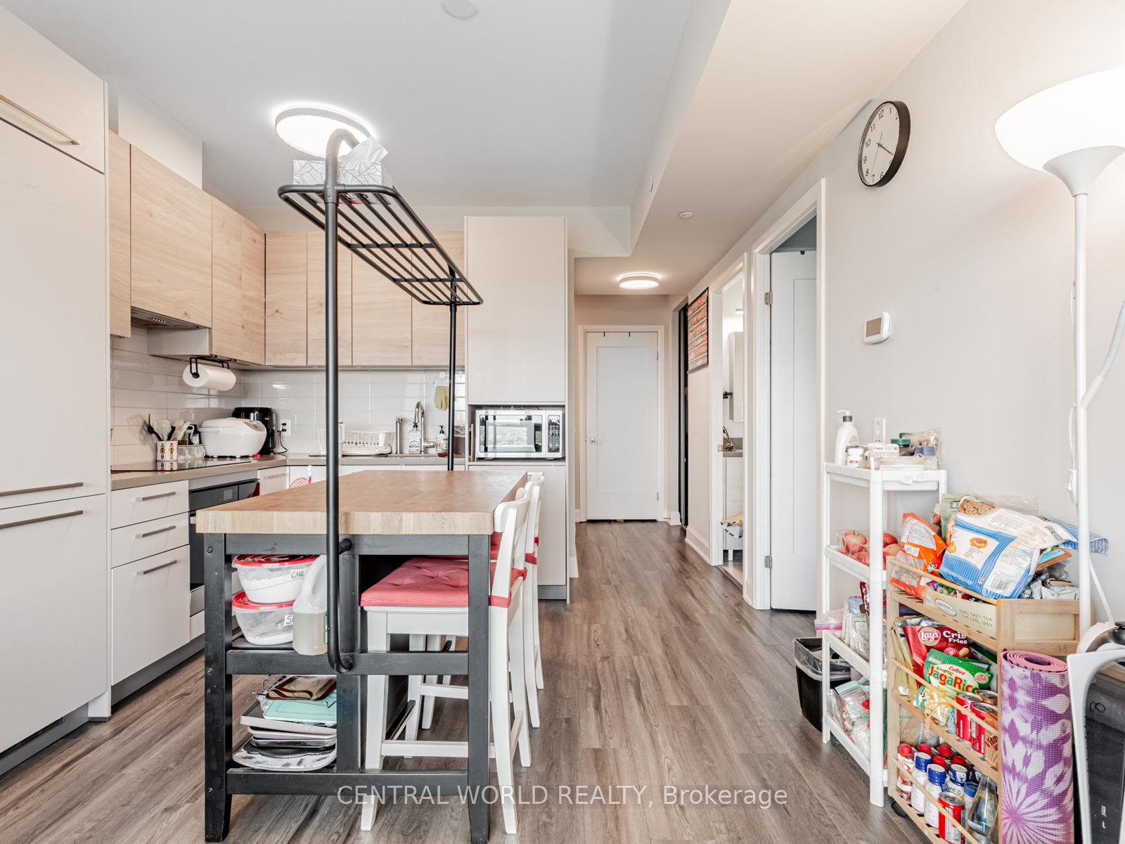 Photo 3 of Unit 2301, 38 Gandhi Lane, Markham, Commerce Valley — HOMEH