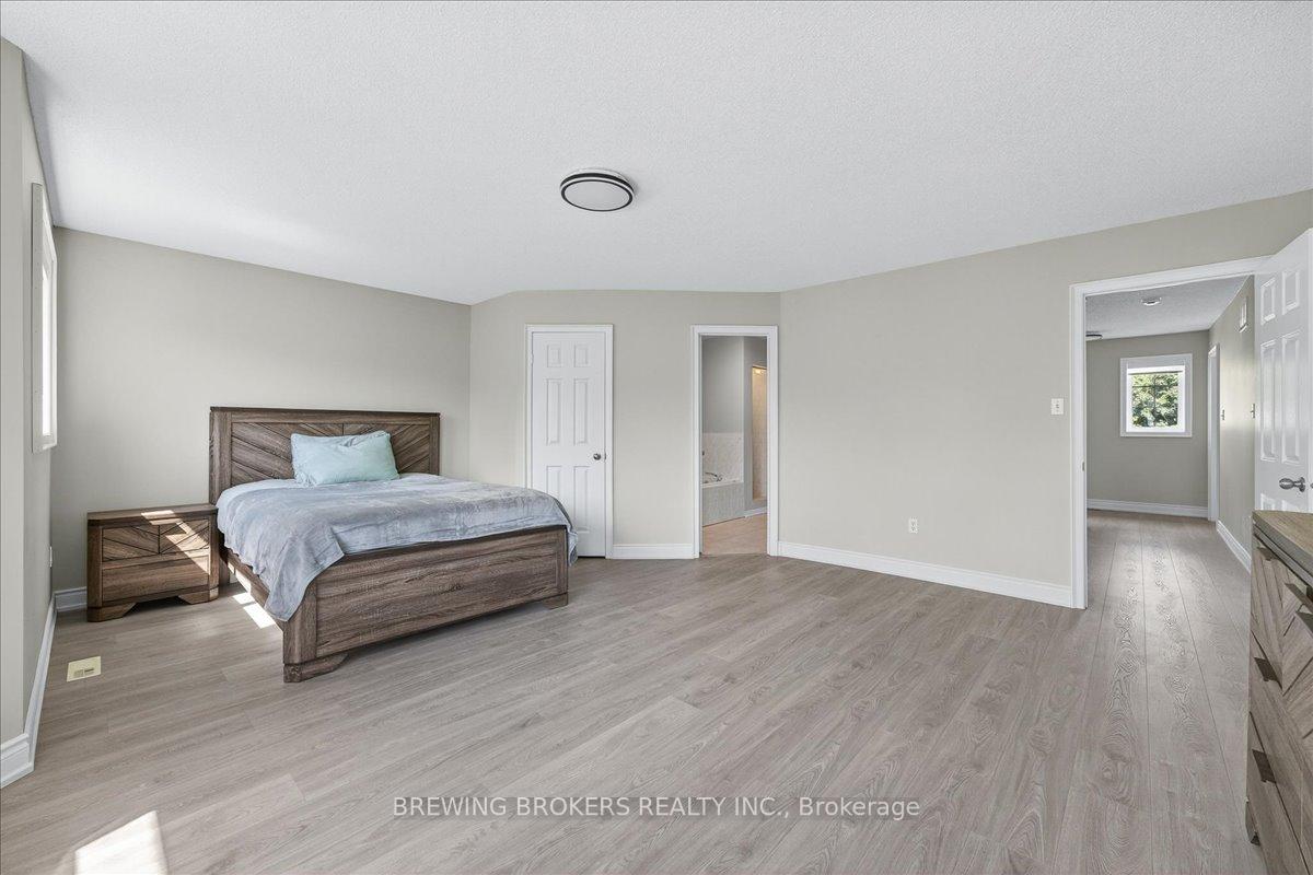 Photo 38 of 1067 Leslie Drive, Innisfil, Alcona — HOMEH