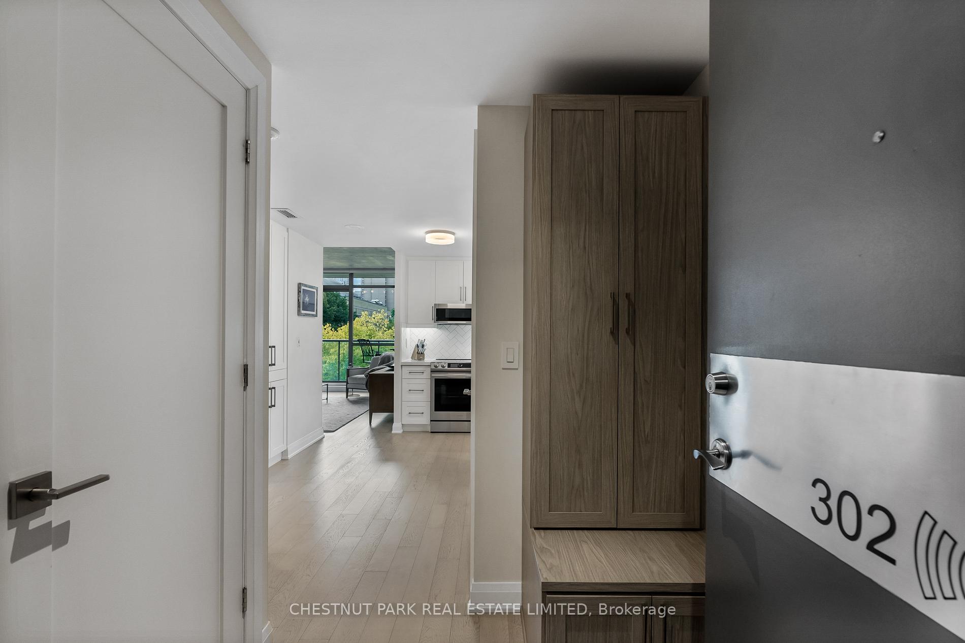 Photo 13 of Unit 302, 285 Mutual Street, Toronto, Church-Yonge Corridor — HOMEH