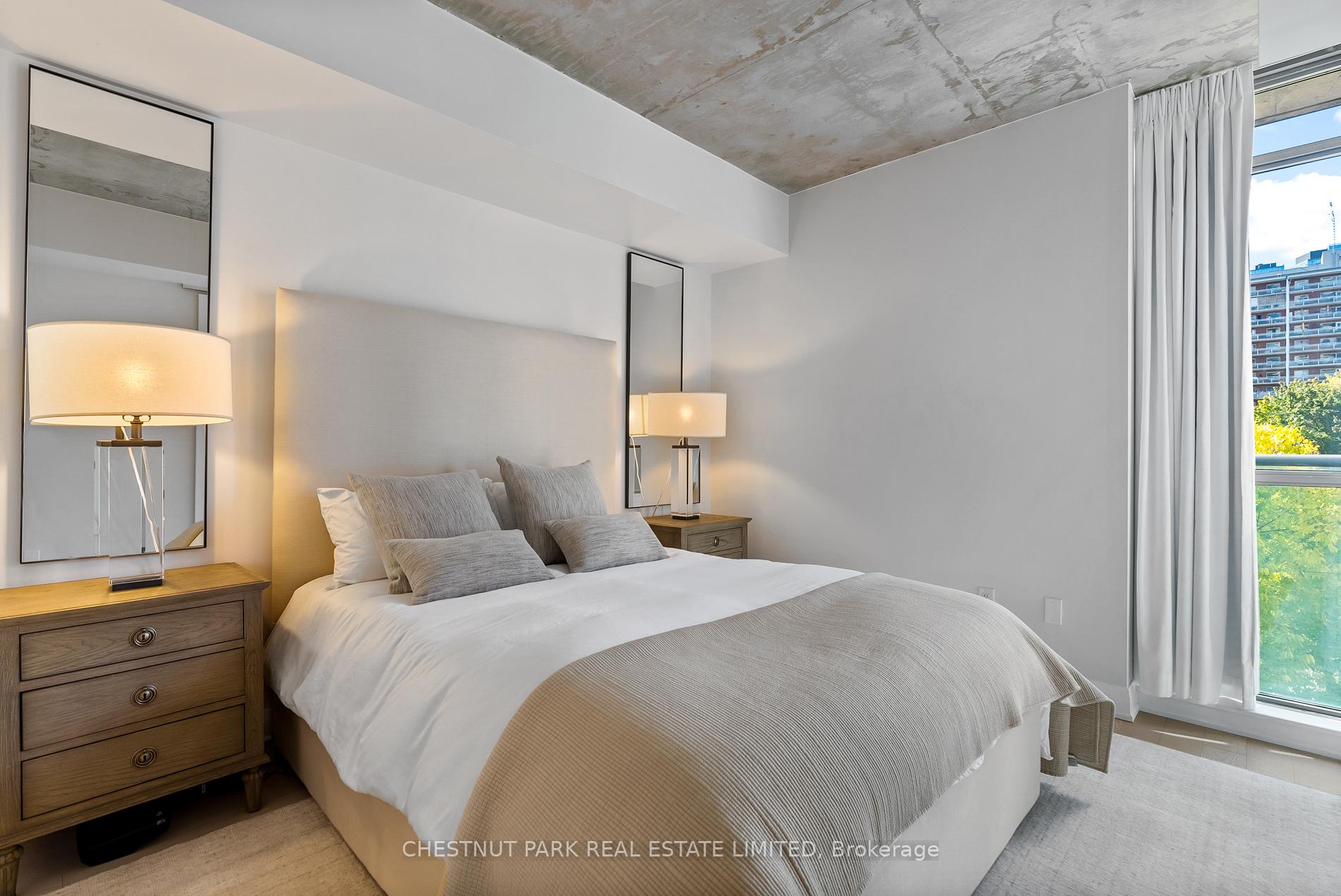 Photo 19 of Unit 302, 285 Mutual Street, Toronto, Church-Yonge Corridor — HOMEH