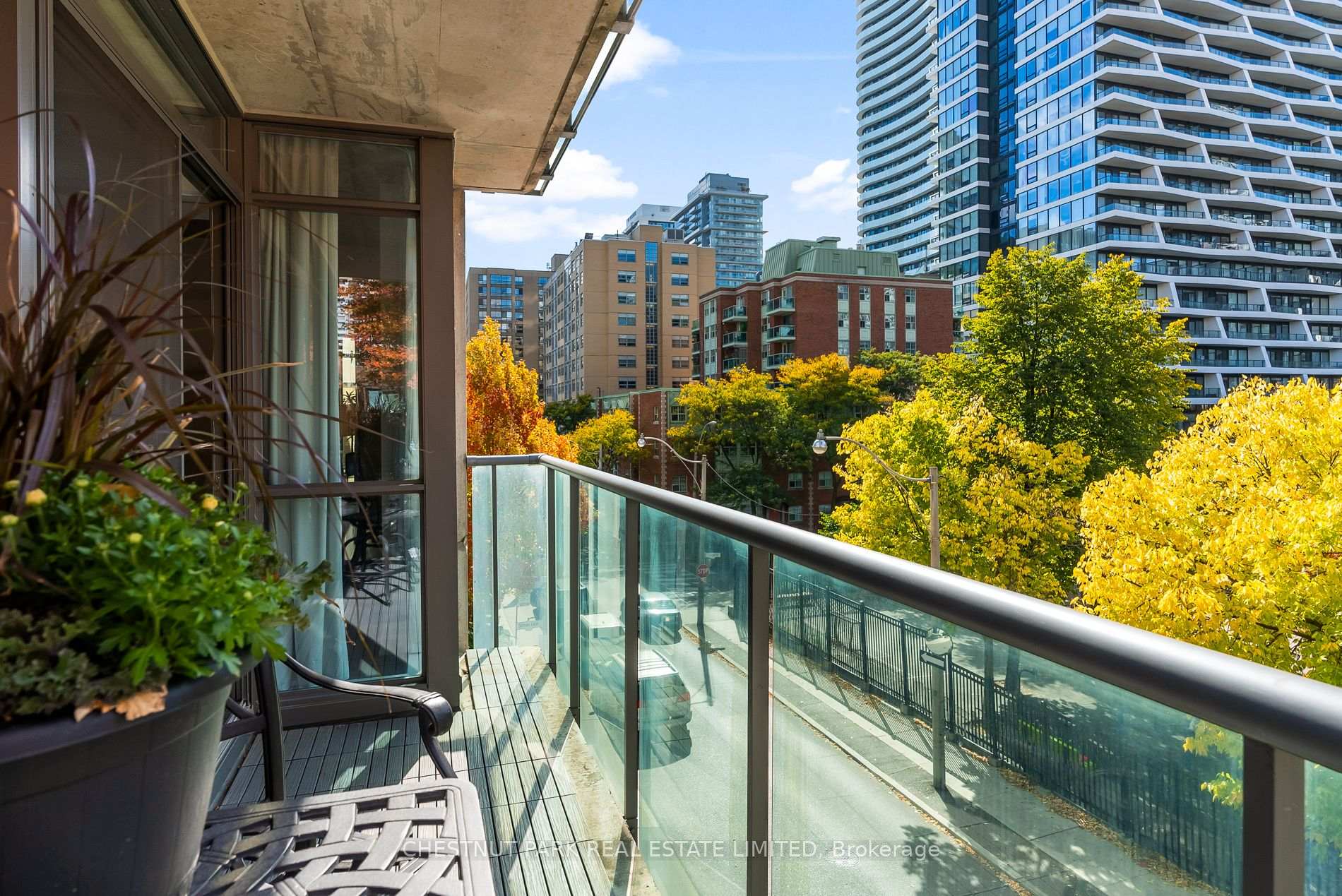 Photo 14 of Unit 302, 285 Mutual Street, Toronto, Church-Yonge Corridor — HOMEH
